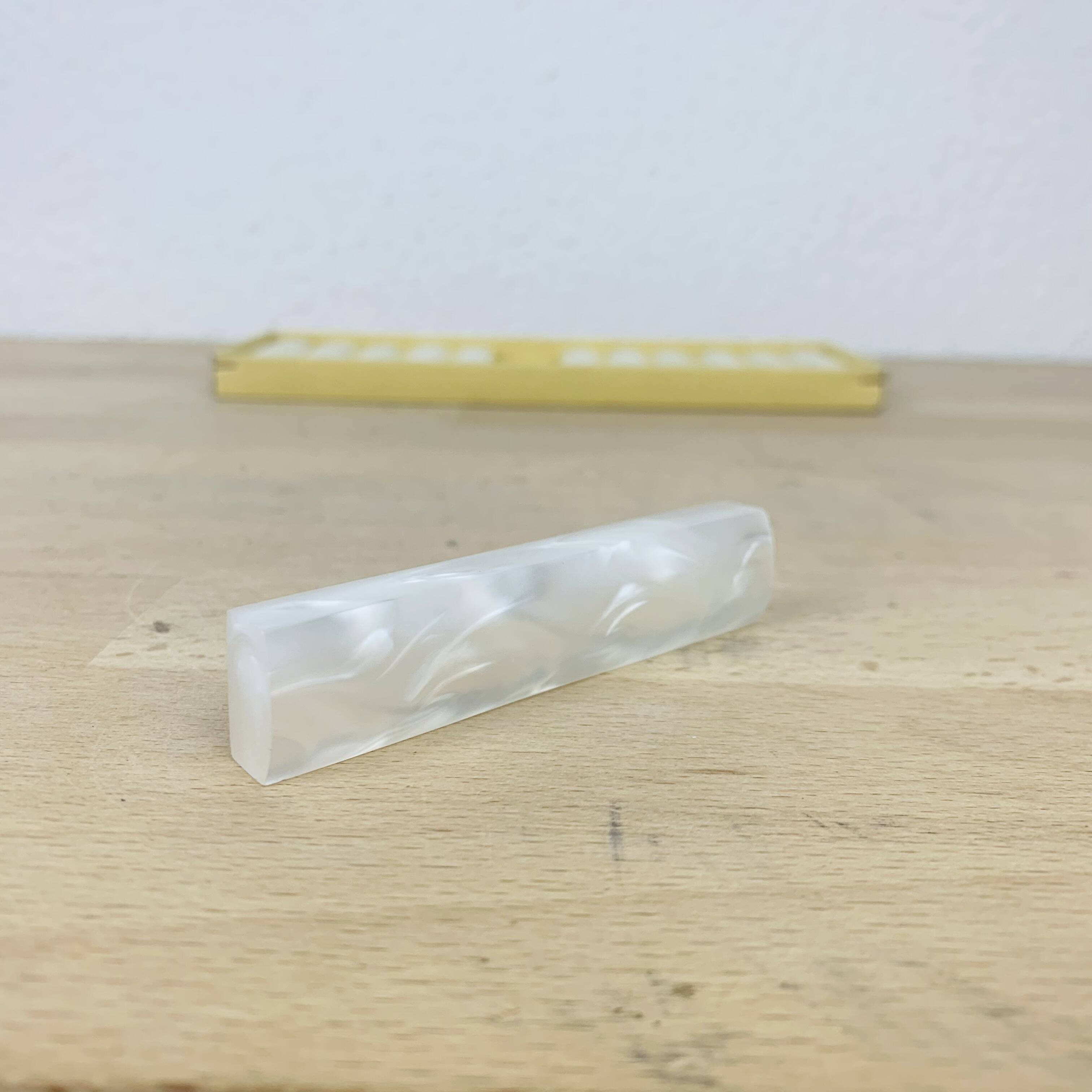 12 vintage mother-of-pearl effect knife holders