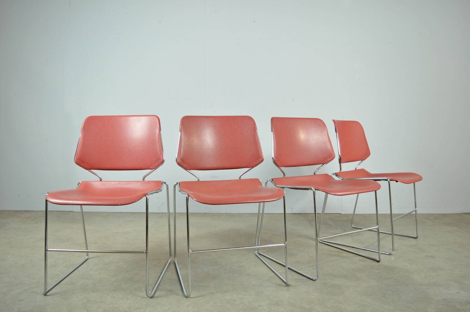 MATRIX Krueger dining chairs designed by Thomas Tolleson, 1970s USA