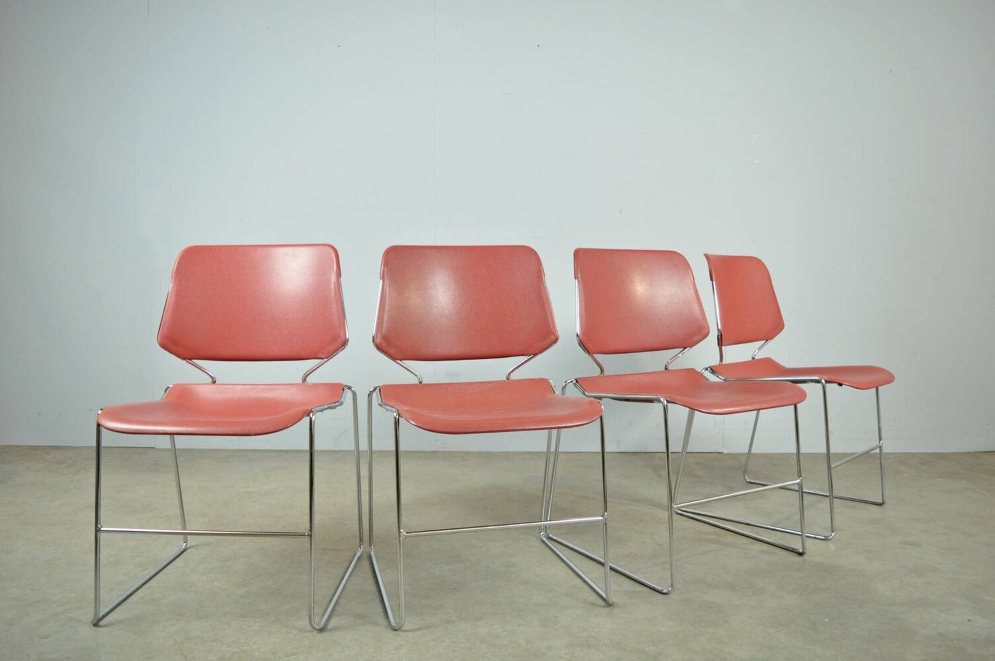 MATRIX Krueger dining chairs designed by Thomas Tolleson, 1970s USA