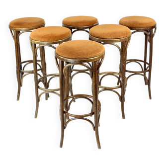 6 tabourets de bar Thonet en bois courbé n° 73 par Ton
