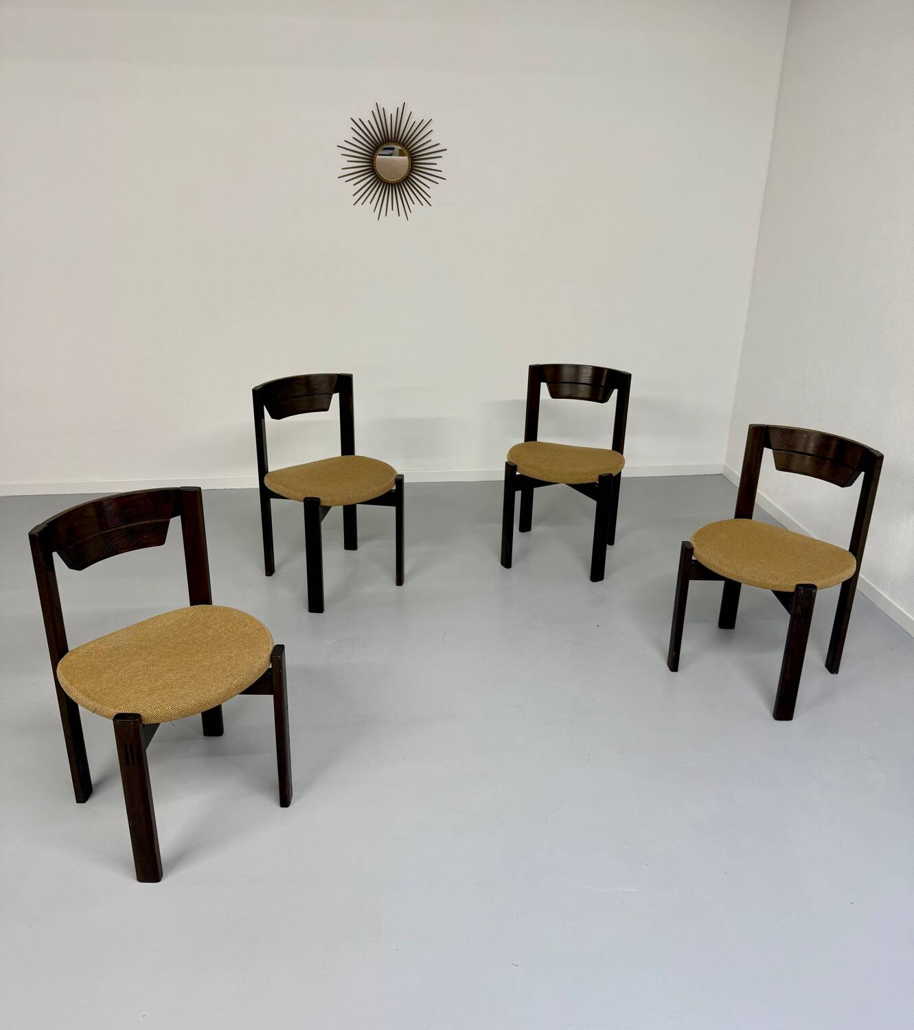 Set of 4 Girsberger Scandinavian style chairs from the 80s, vintage wood