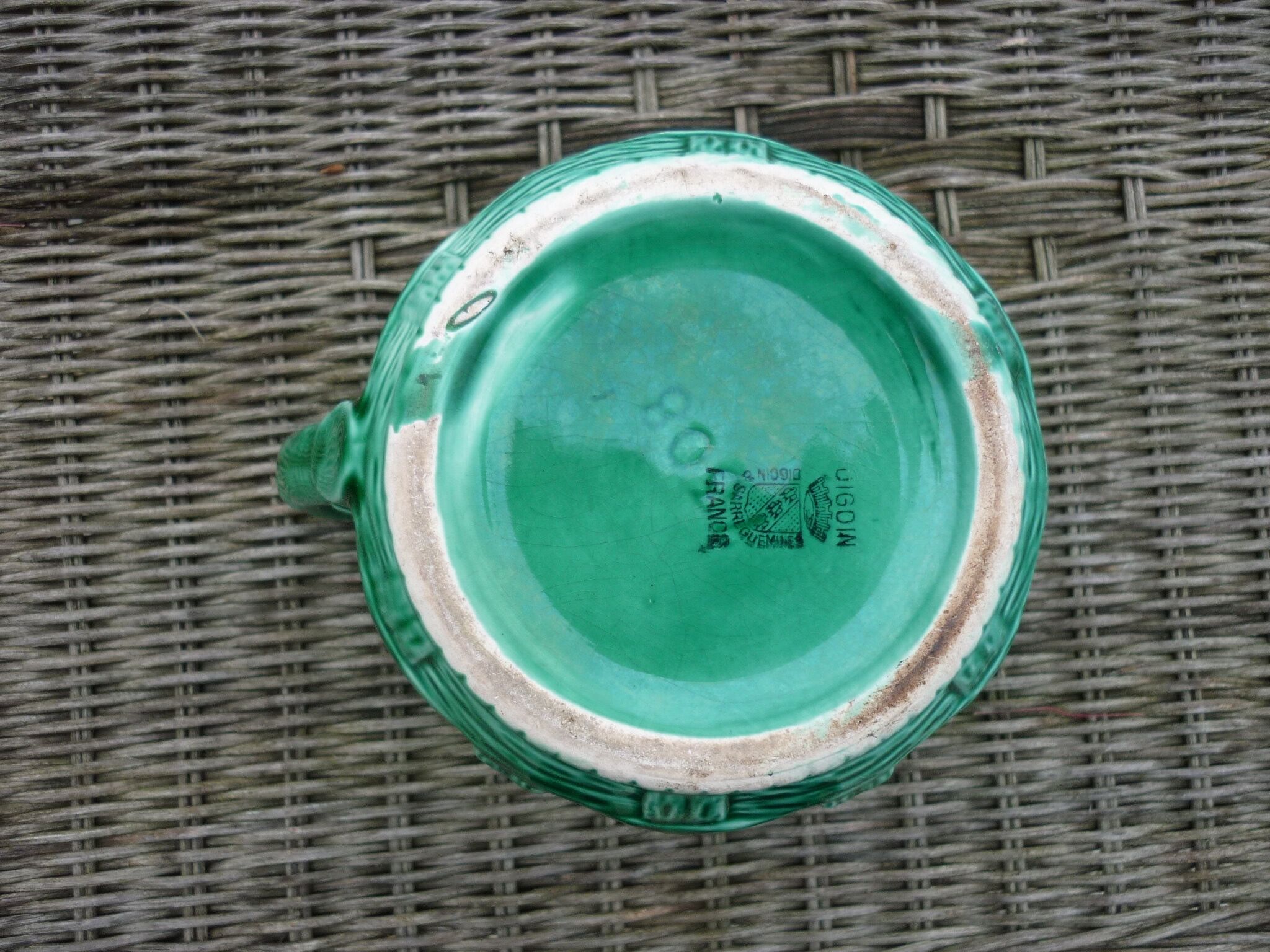 Pitcher in dabbling from Sarreguemines