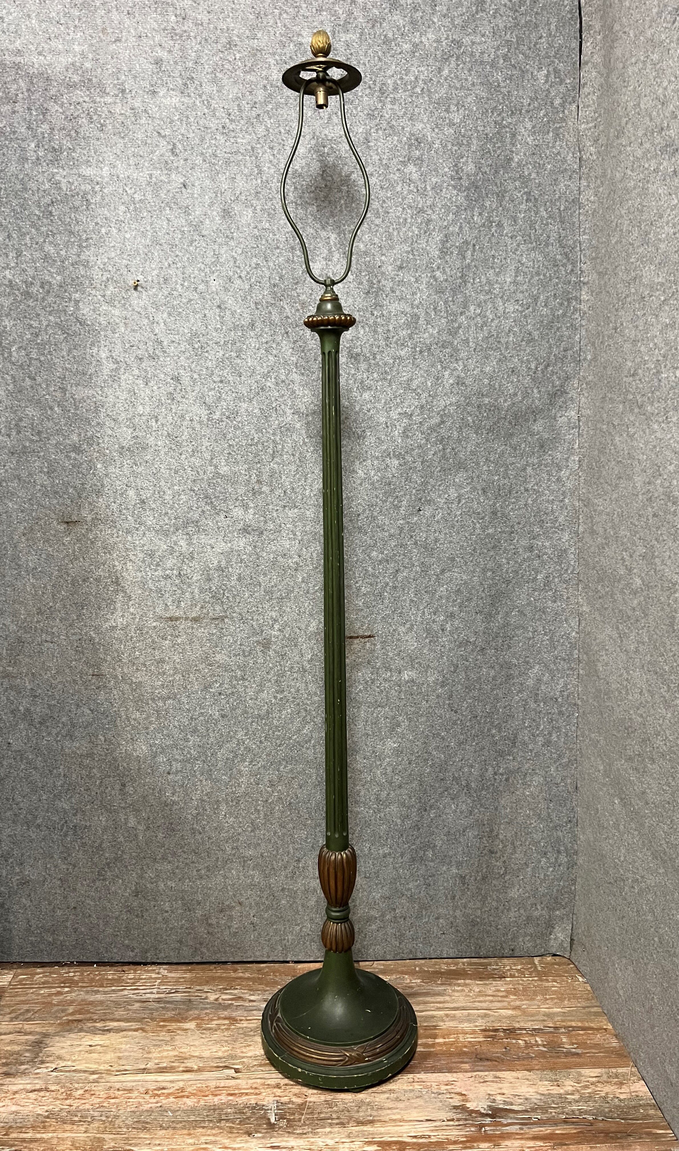 Lampadaire en bois laqué vert et doré style Empire vers 1900