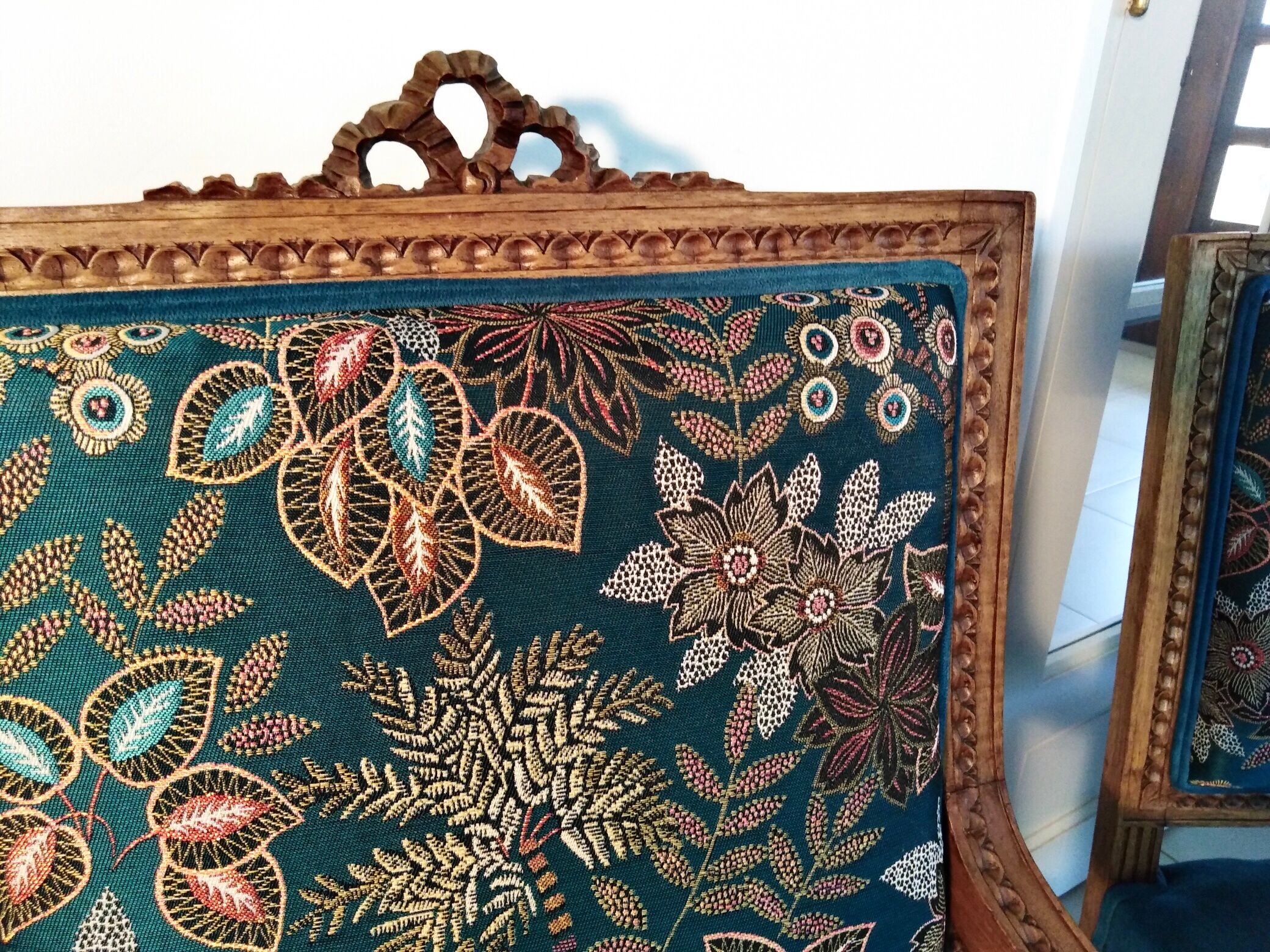 Fully restored chairs Louis XVI style