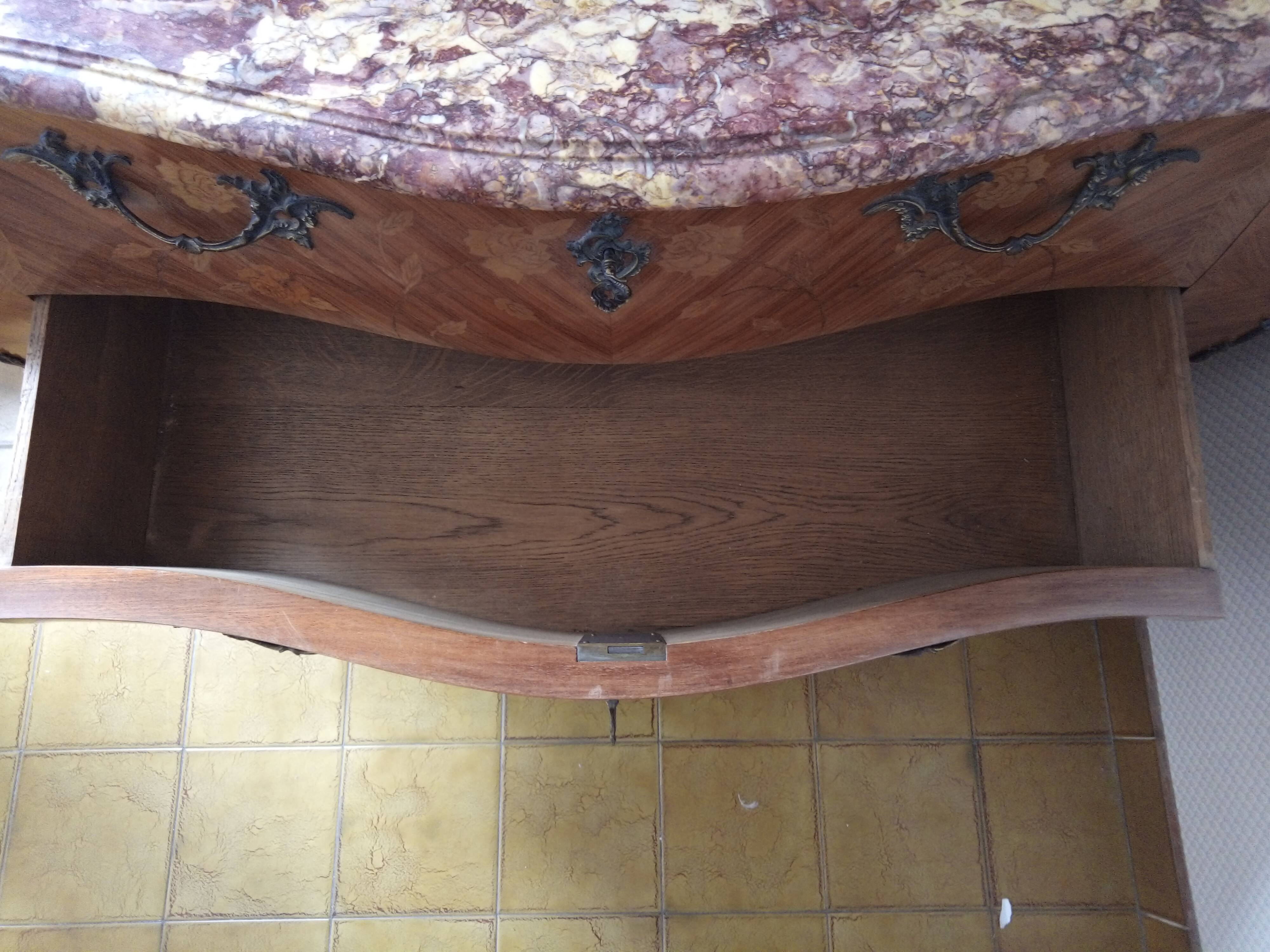 Curved dresser Louis XV style