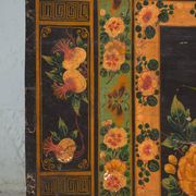 Coffre ancien peint en bois de pin – Chine, vers 1900