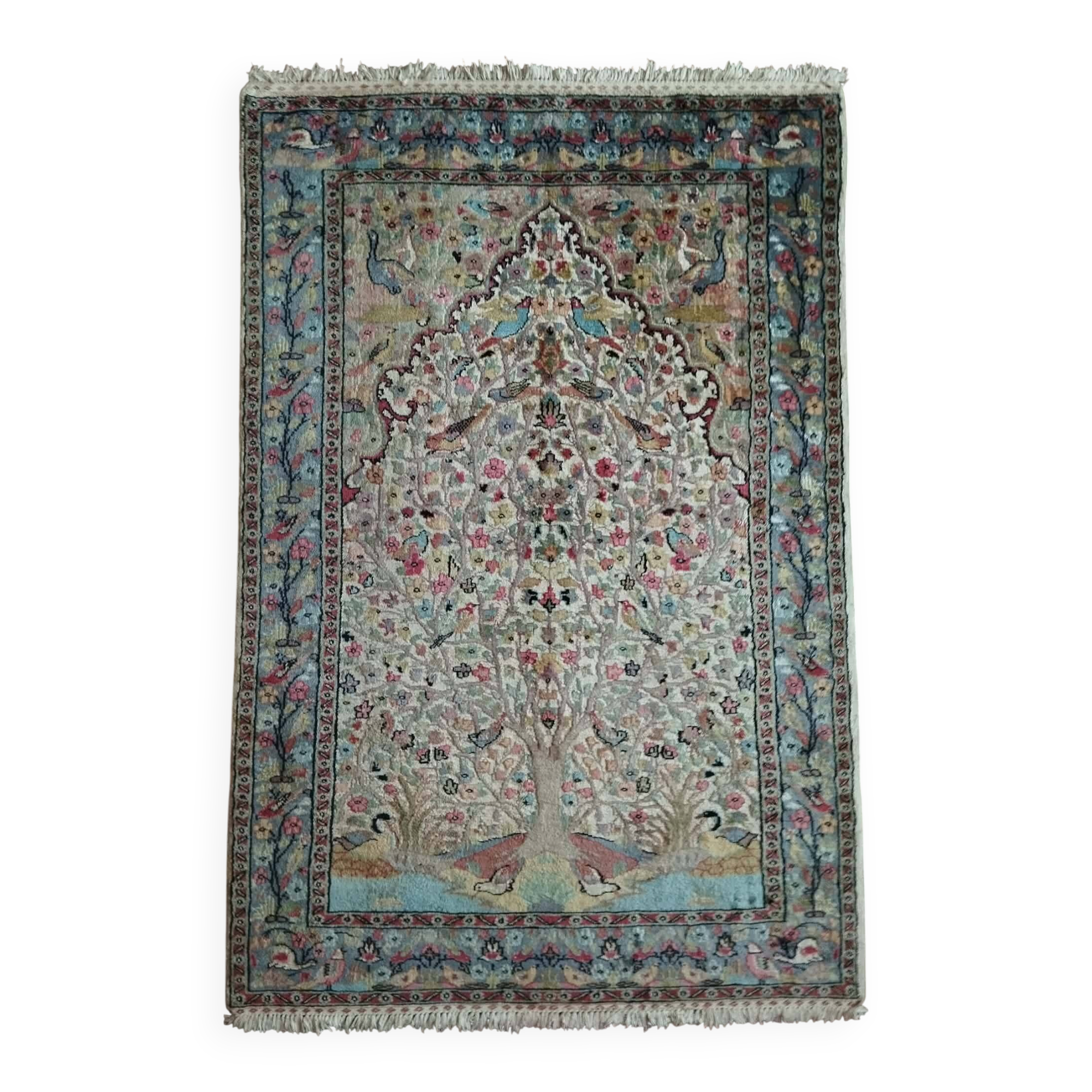 Handmade Pakistani wool and silk rug 183x124cm