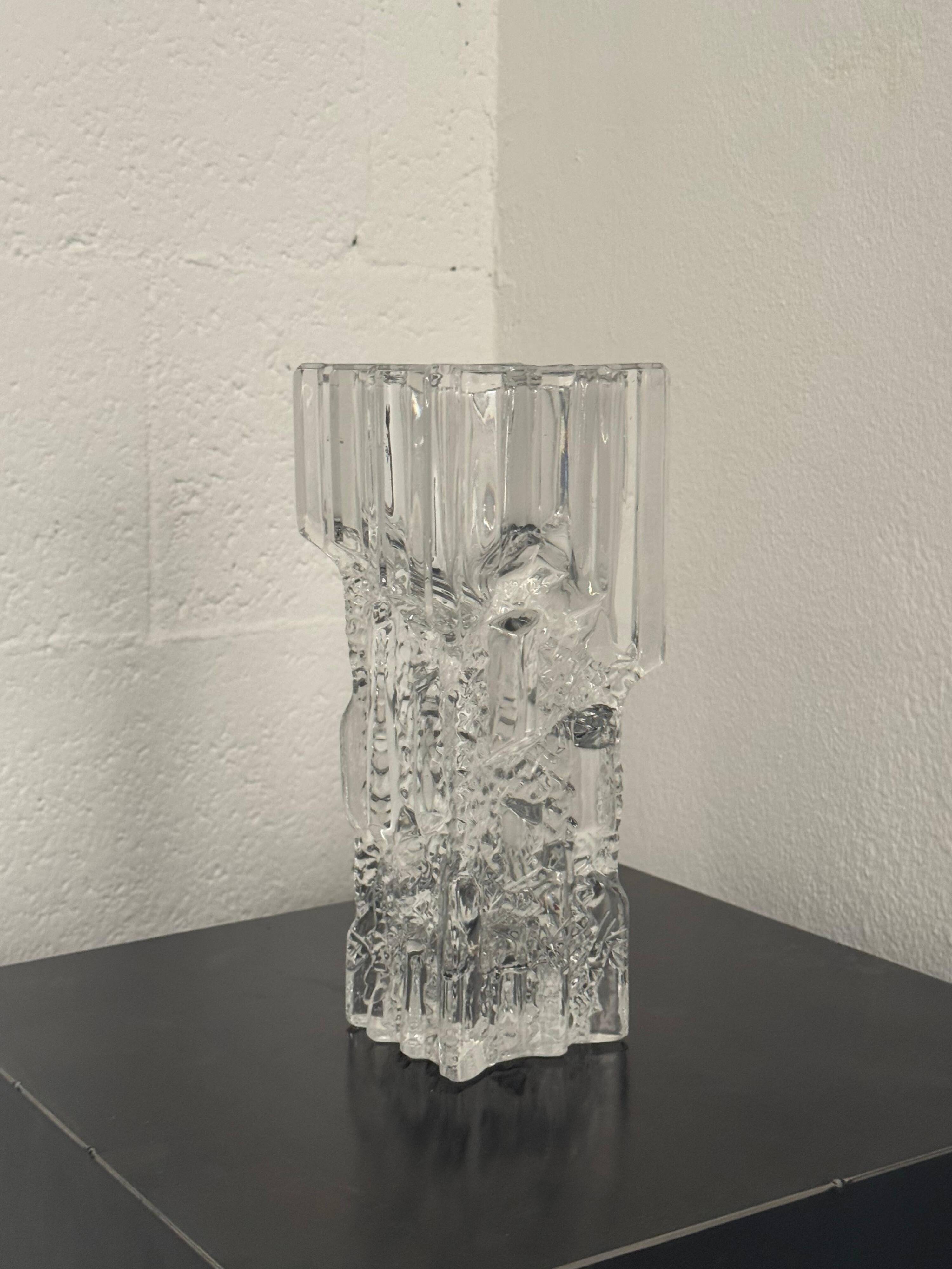 Big collectible vase with ice cube effect in glass from Limburg 1970