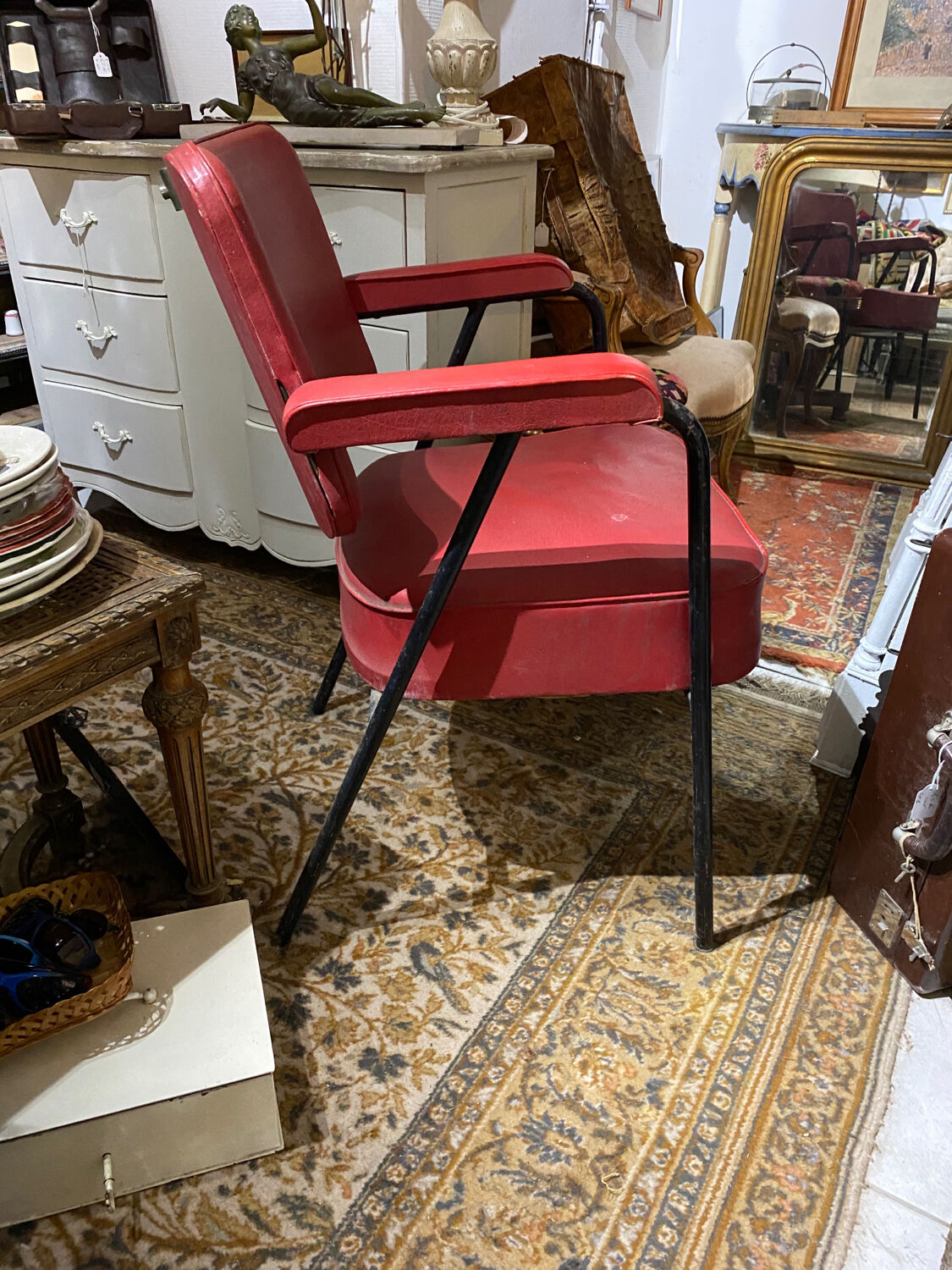 1950s armchair in red skai
