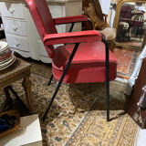 Fauteuil année 1950 Skaï rouge