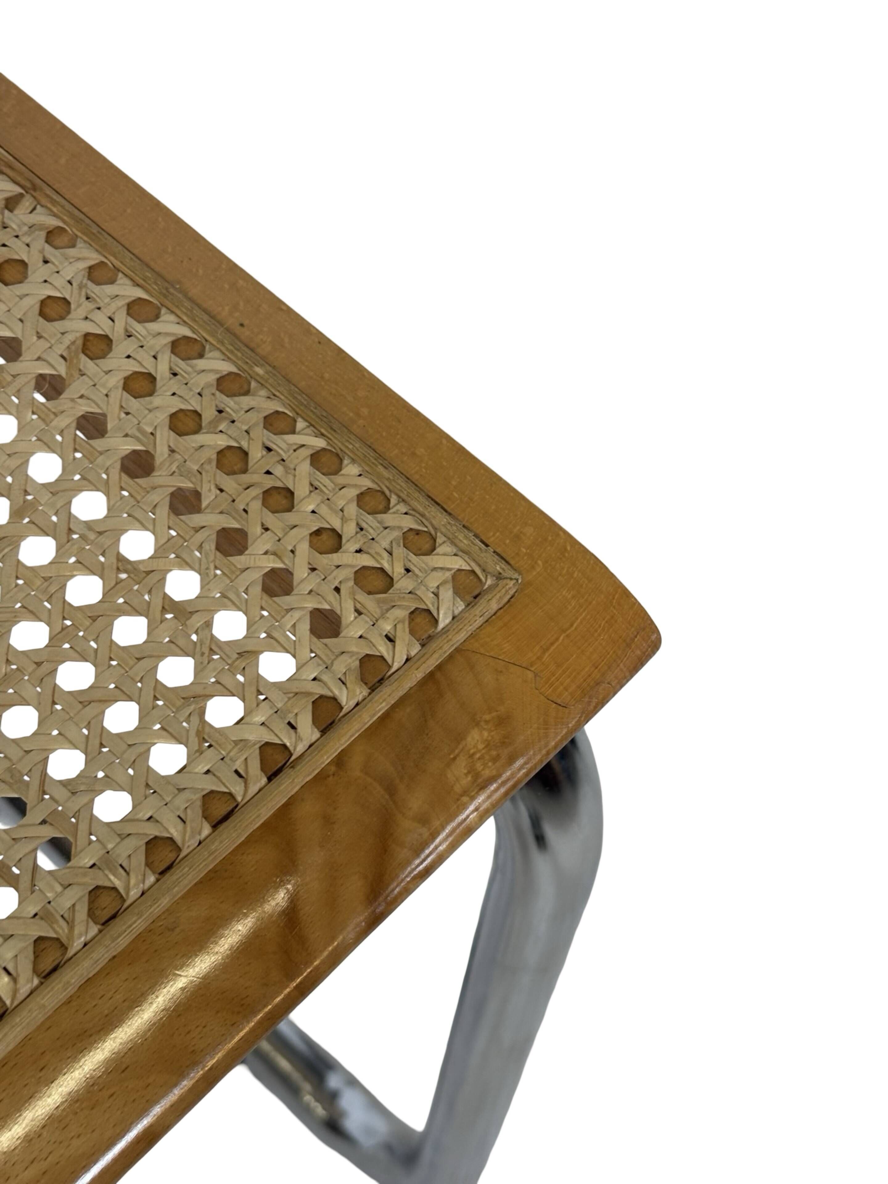 Chaise de design Cesca modèle B32 en chrome