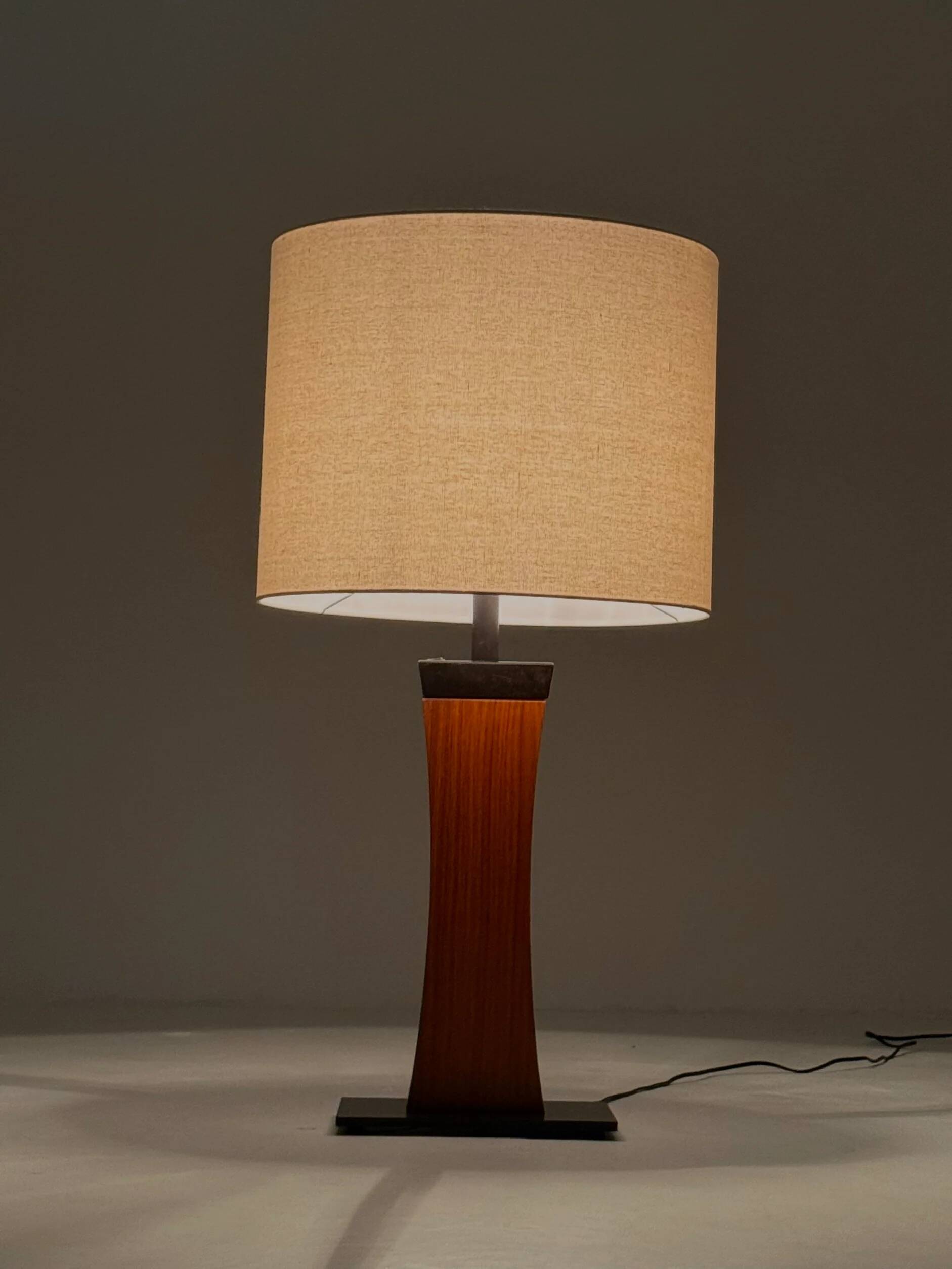 Italian mid-century teak table lamp