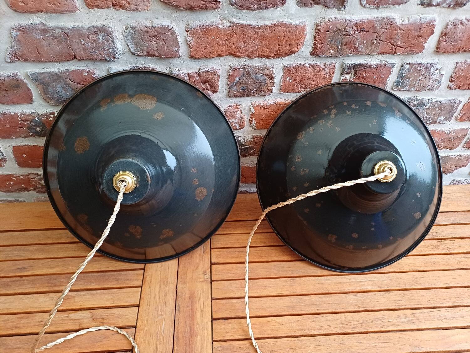 Industrial enamelled sheet metal bowls