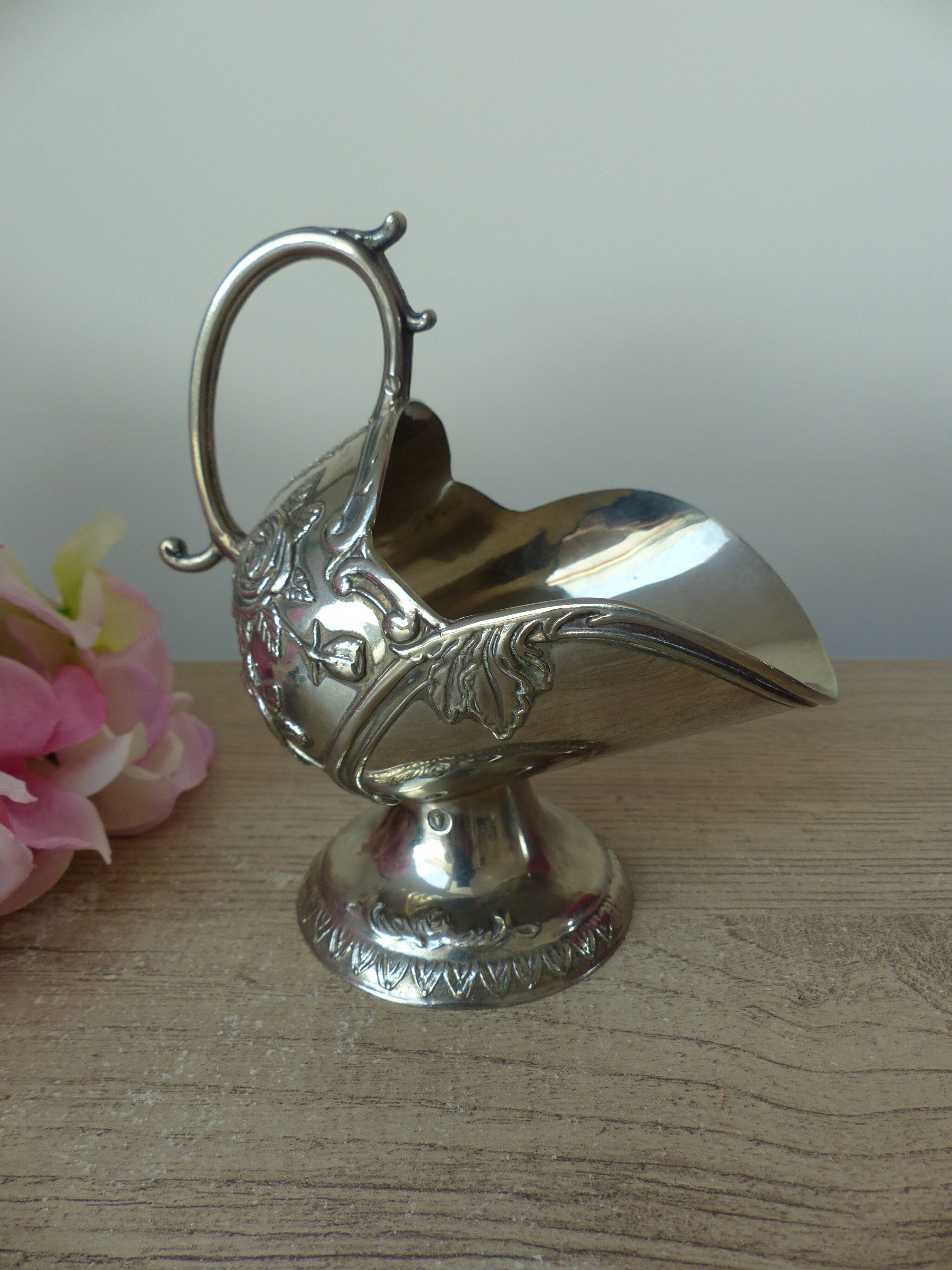 Sugar bowl Zinc alloy silver plated, sugar pot table decoration