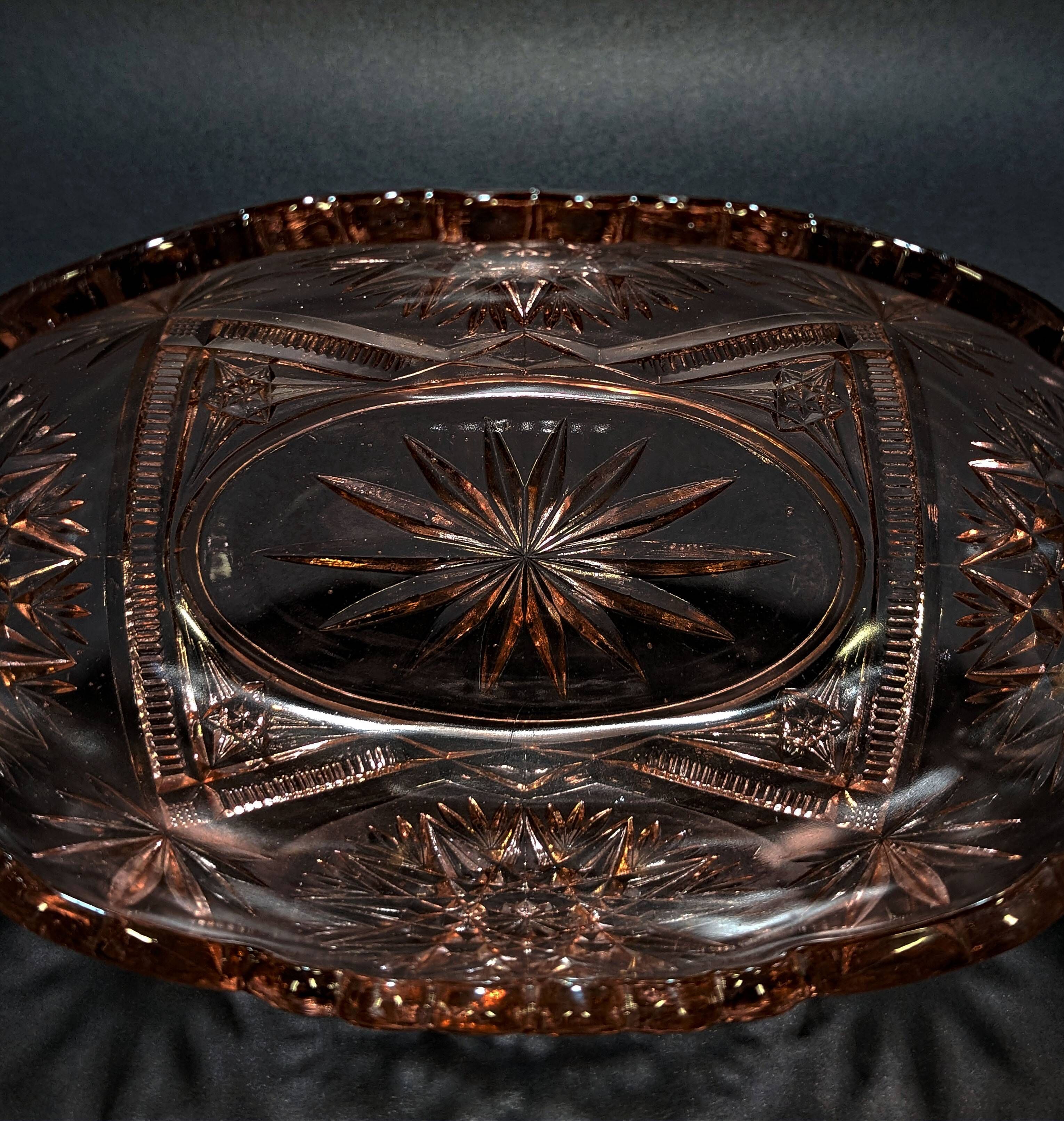 Vintage coupe in Depression Glass (Rosaline Glass)