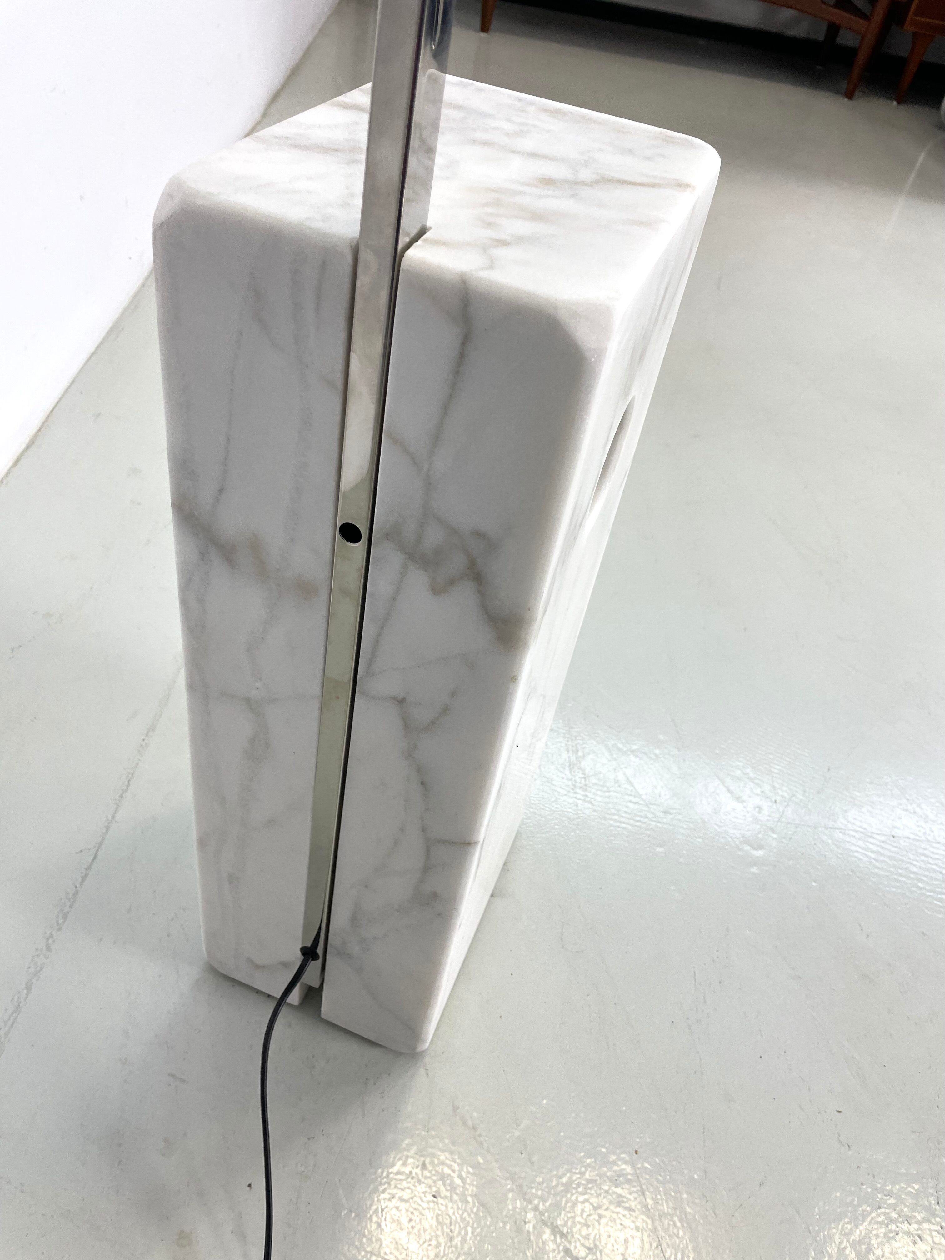 Design arc floorlamp with marble base