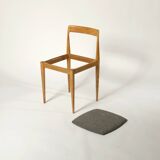 Set of 4 fully restored dining chairs produced by Drevotvar, Czechoslovakia, 1960s Kvadrat Fabric
