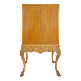 Armoire artisanale moderne du milieu du siècle en orme, Suède, années 1940