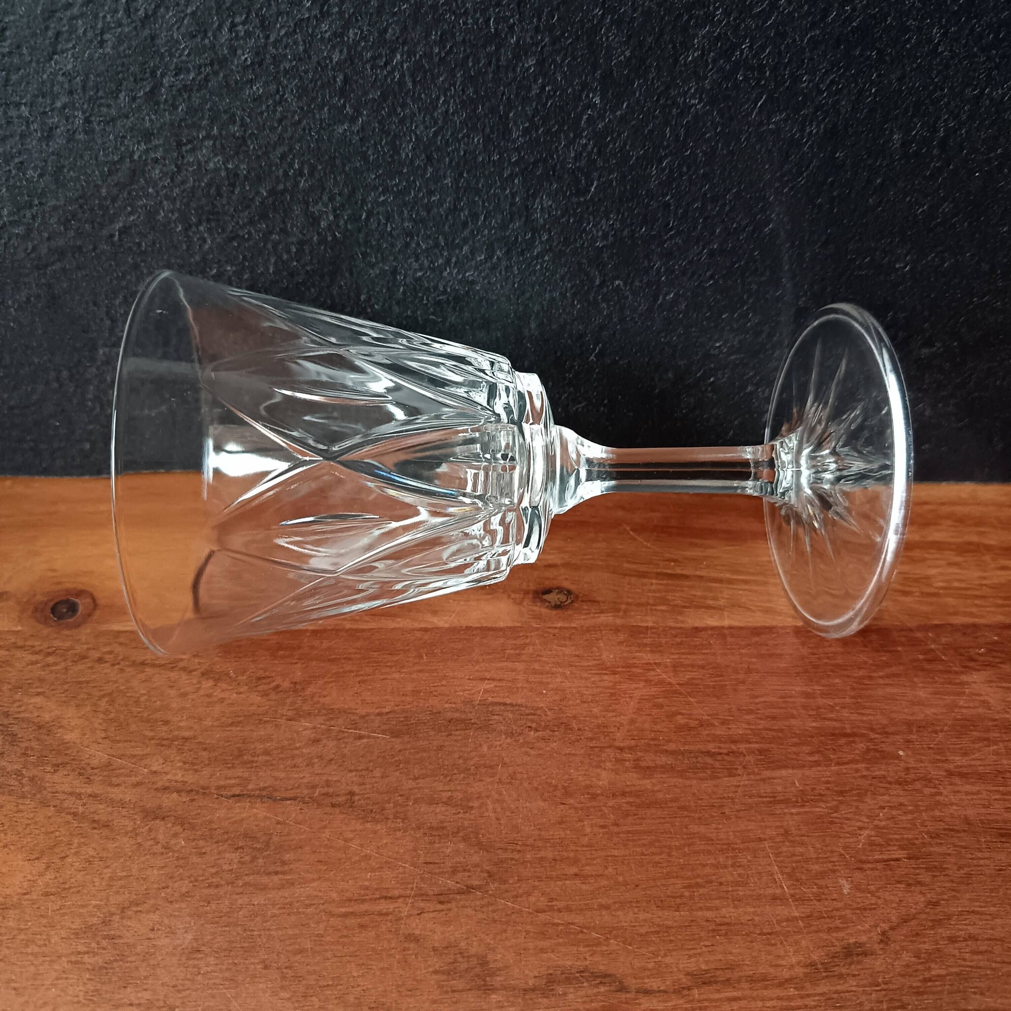 6 large champagne glasses vmc reims "champagne" pattern vintage france