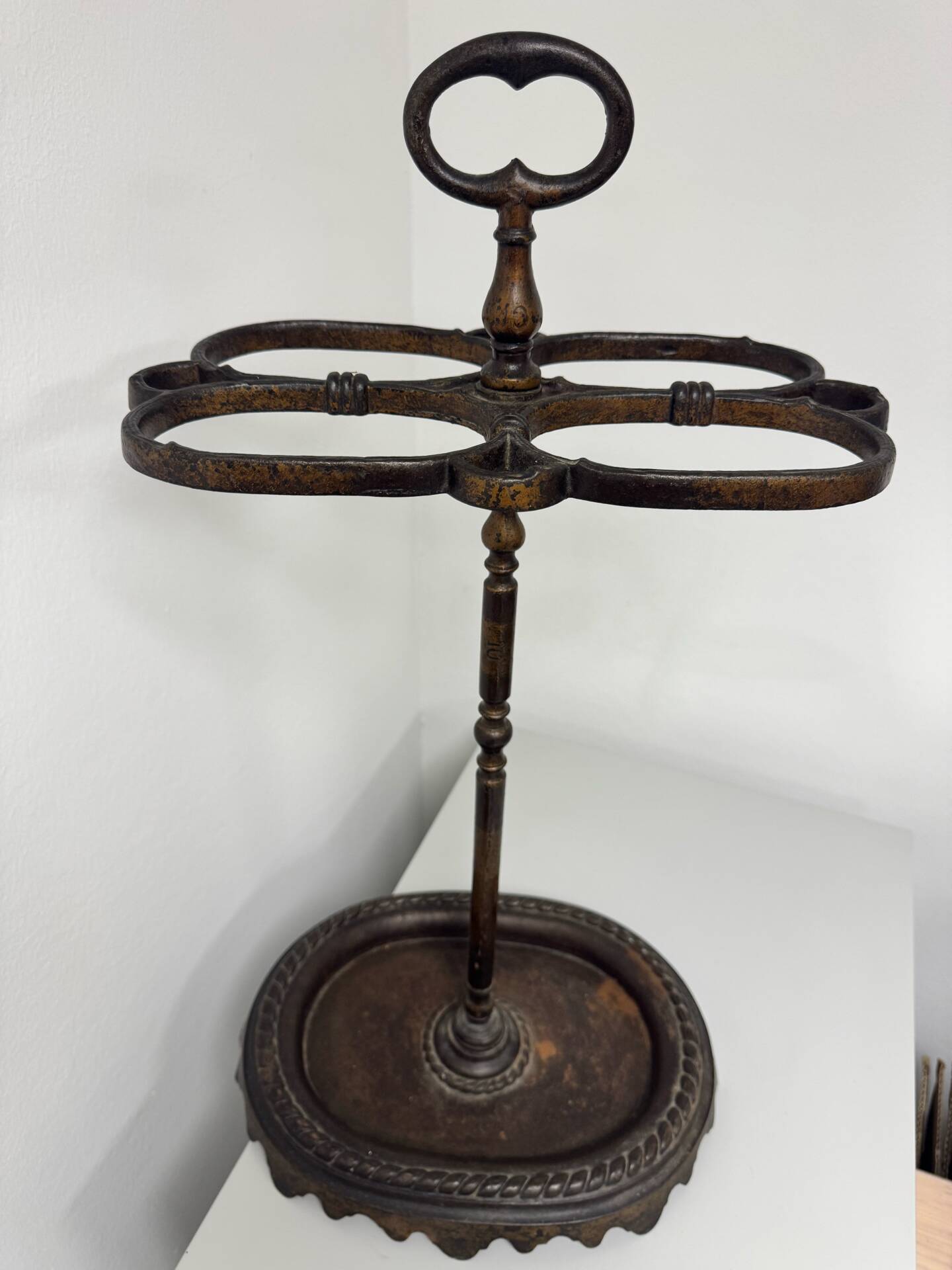 Umbrella stand, cast iron cane holder from the 19th century / Napoleon III style
