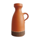 Vase en terre cuite au décor incisé, peint à la main