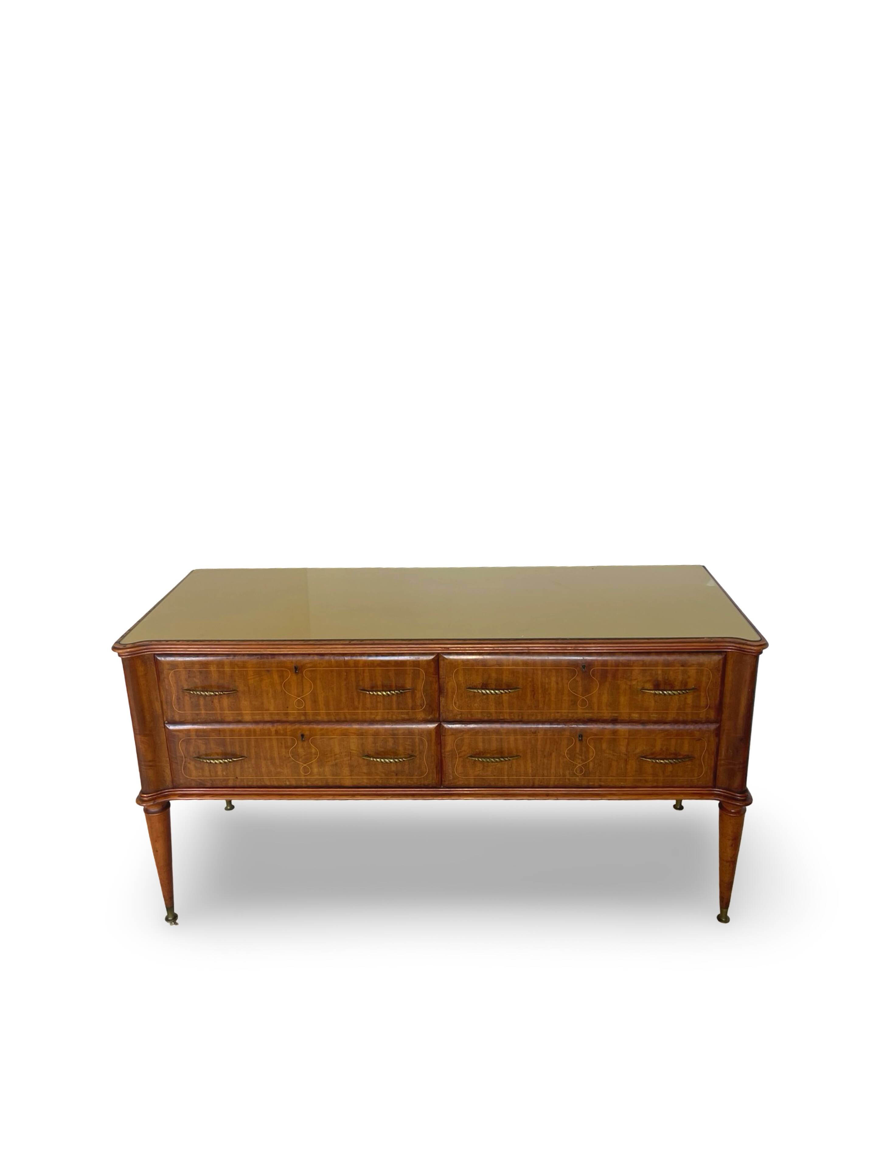 Une commode italienne vintage de style moderne du milieu du siècle
