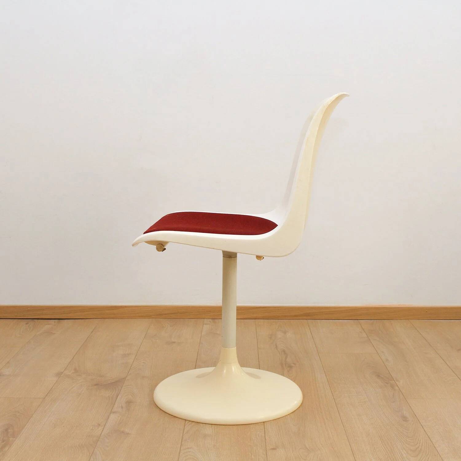 Set of 2 swivel chairs by Wiesner-Hager
