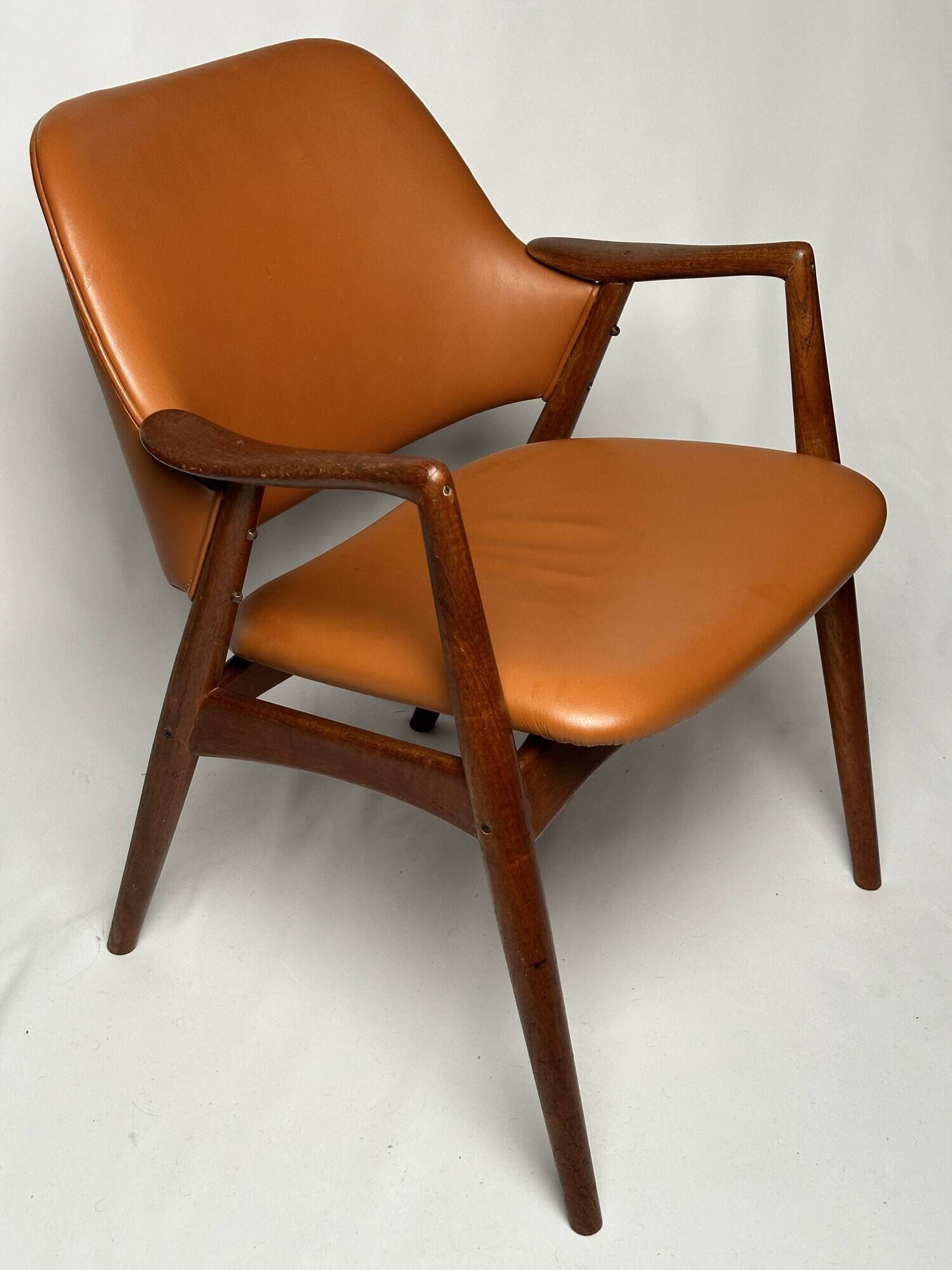 ROSANDER OFFICE CHAIR NO. 43 – PROJ. ERIK KIRKEGAARD ​​​​FOR HØNG STOLEFABRIK – DENMARK – YEAR