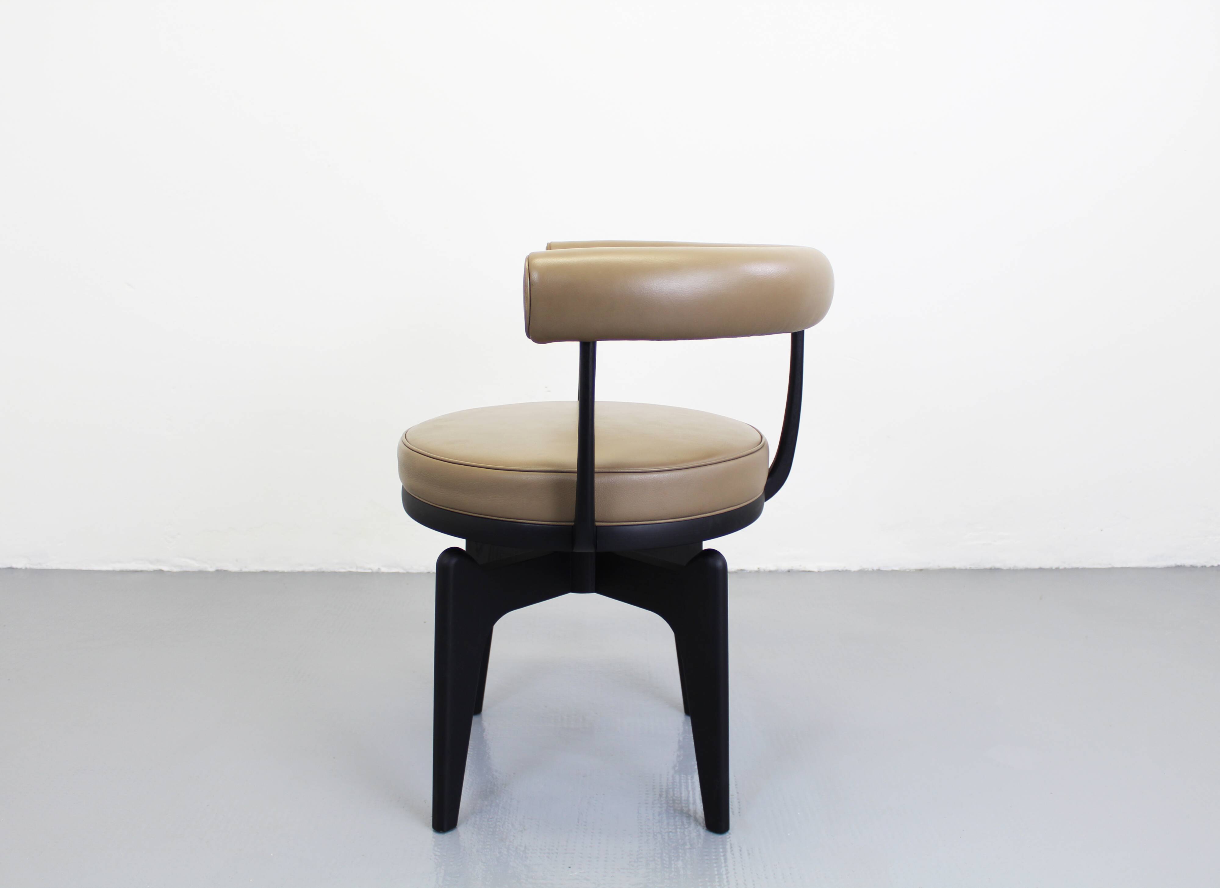 Indochine Armchair Le Corbusier Cassina Charlotte Perriand
