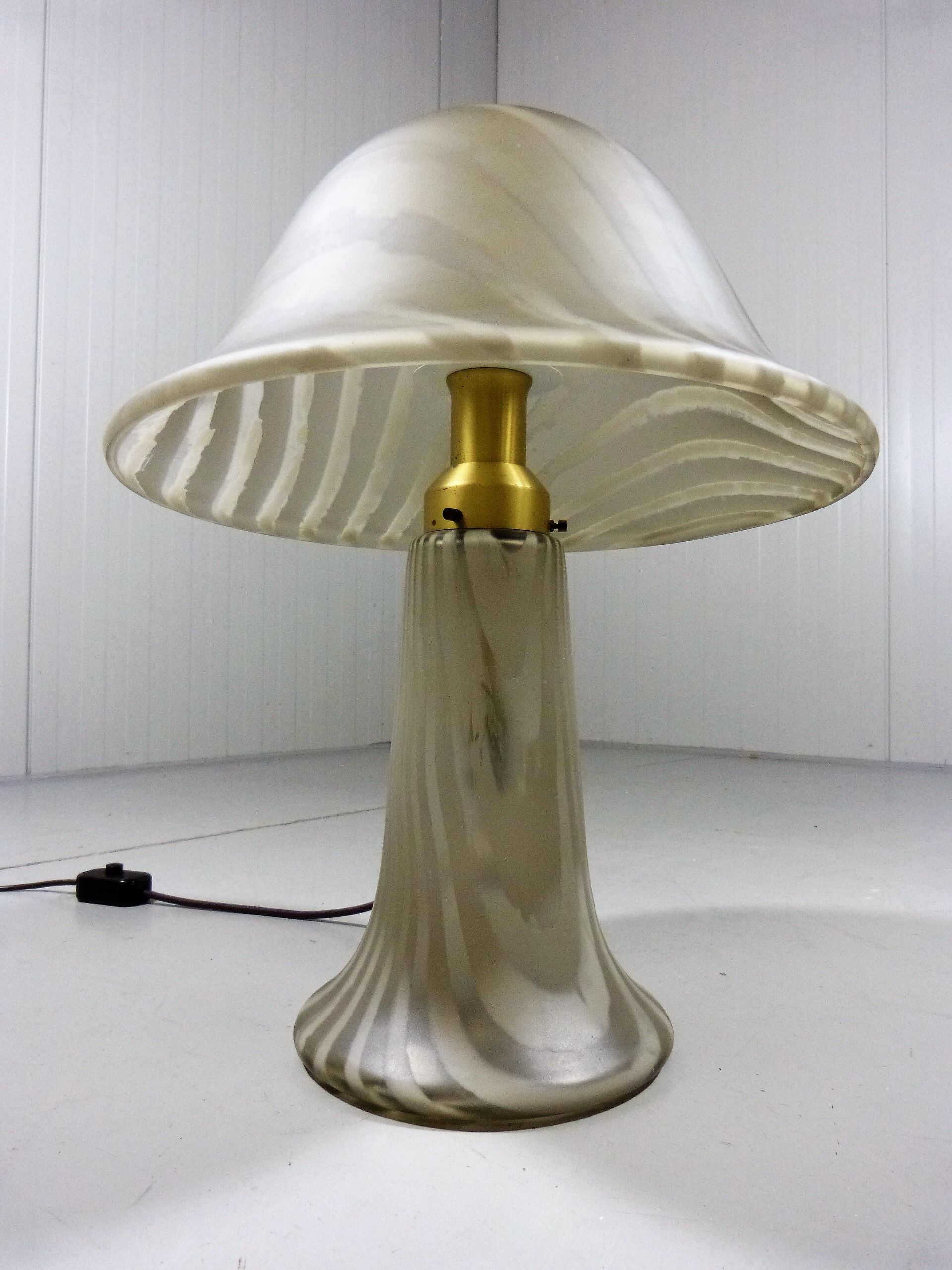 Peill & Putzler glass mushroom table lamp, Germany