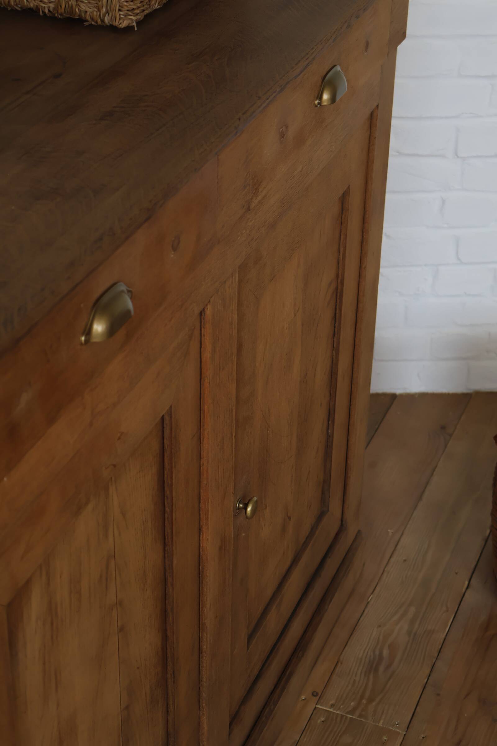 Solid oak sideboard (renovated)