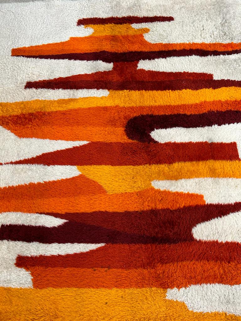 Large scandinavian wool carpet circa 1970 dimensions 300 x 200 cm