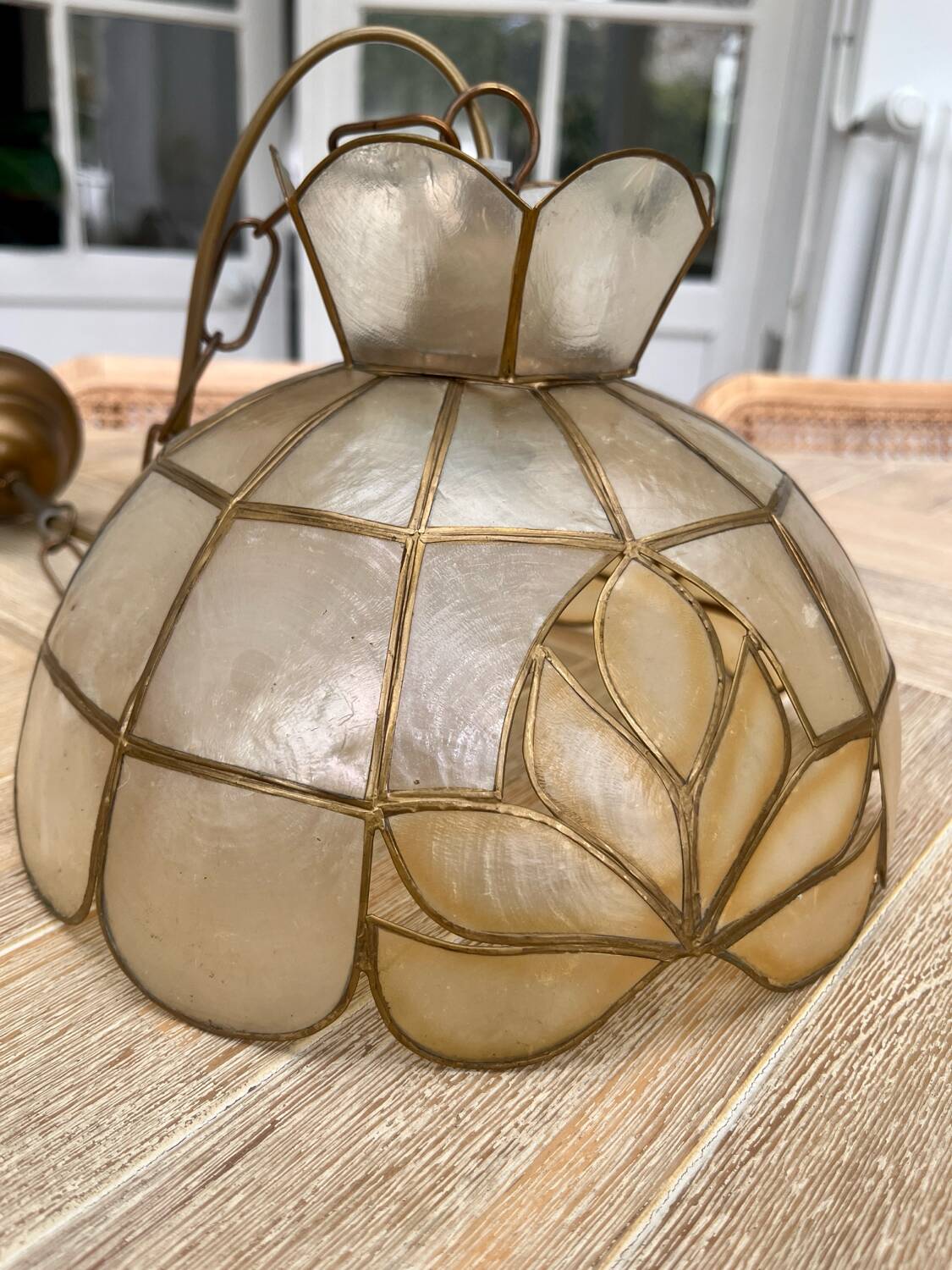 Hazel suspension pearl