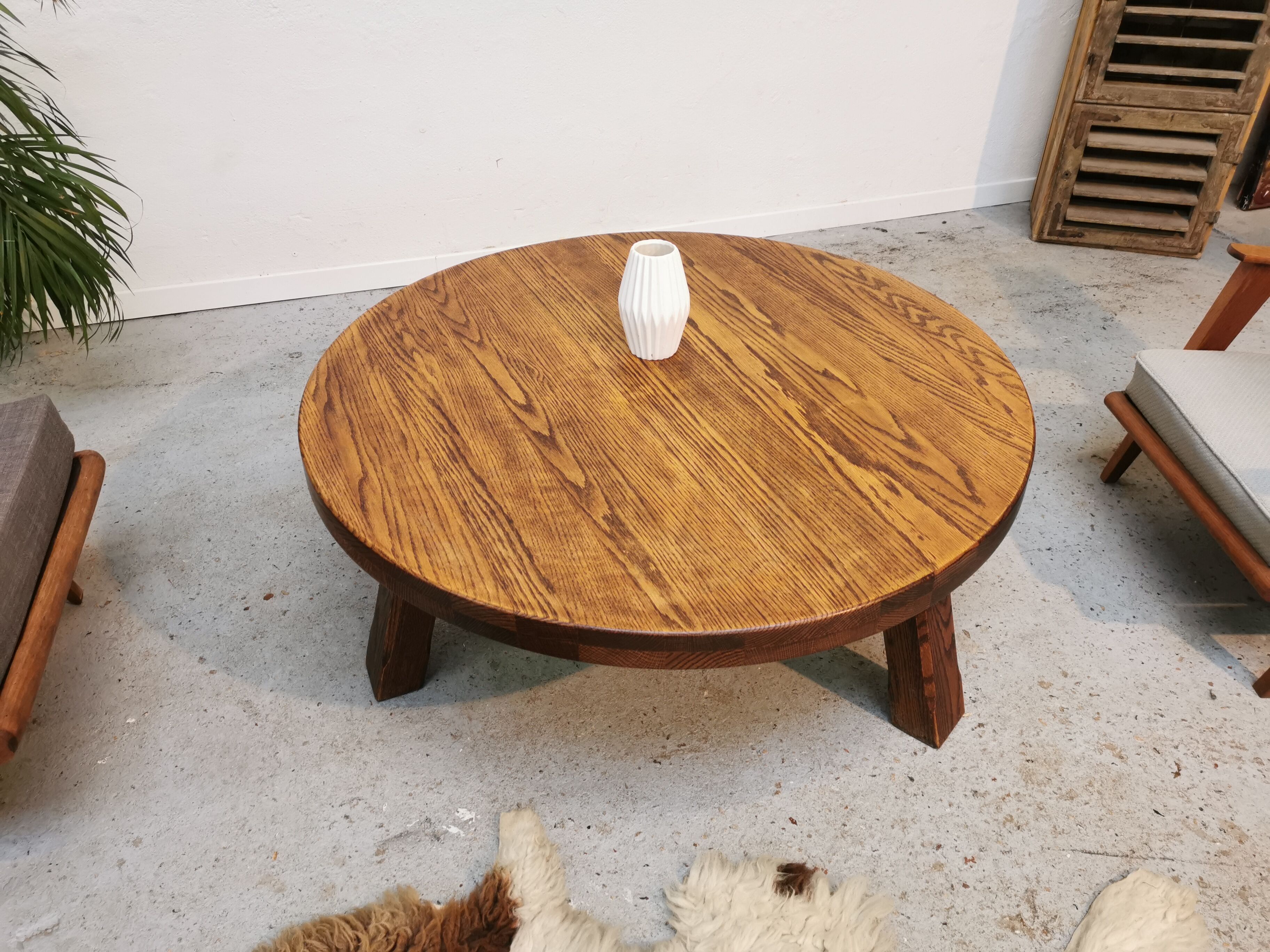 Vintage tripod coffee table brutalist style