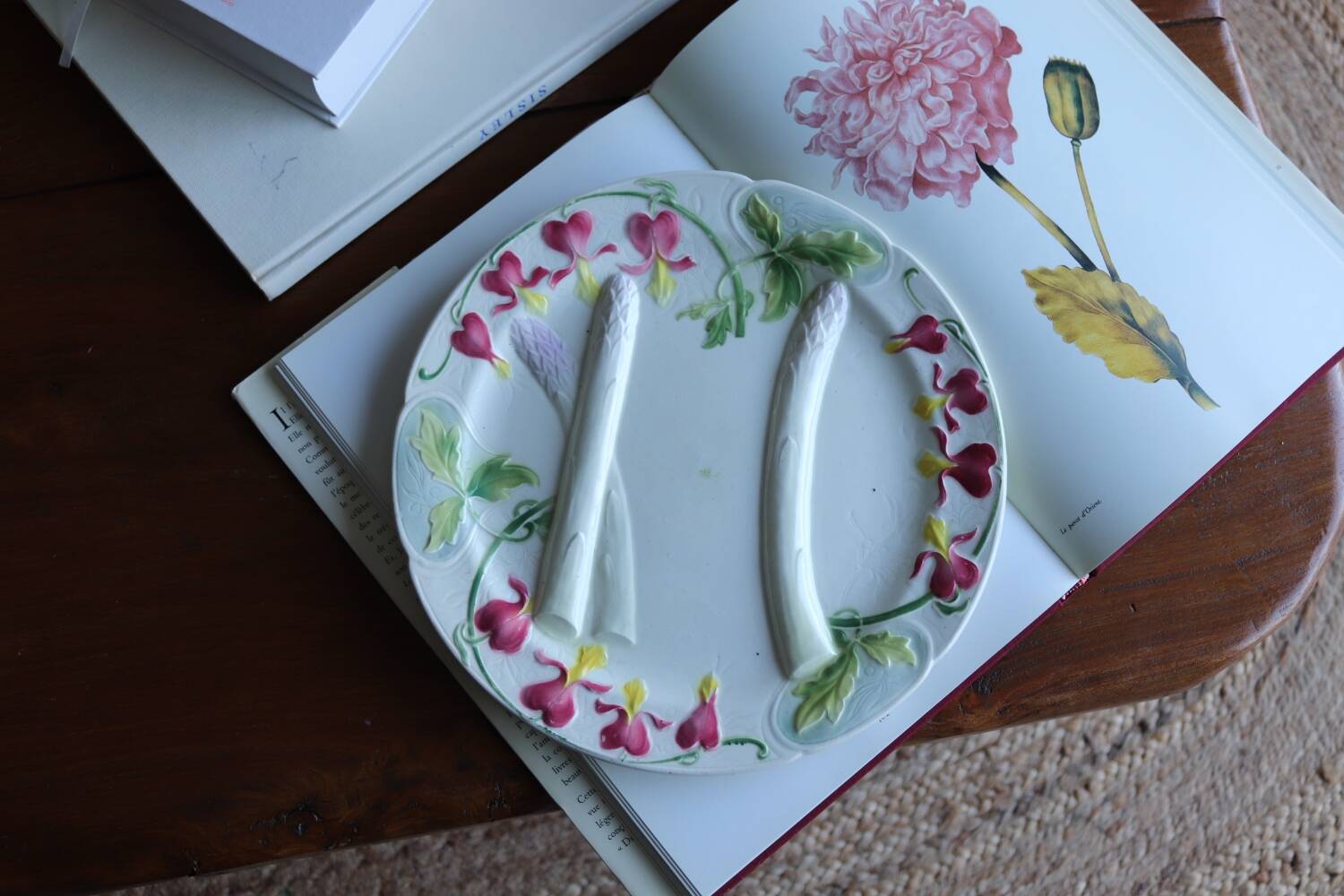 Asparagus barbotine plate