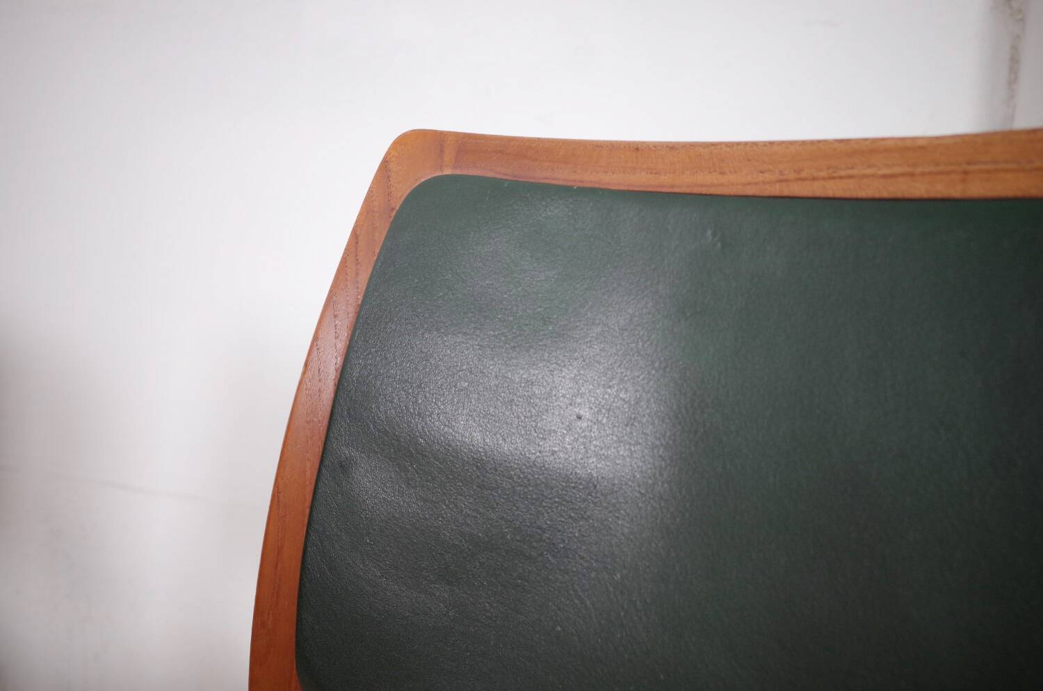 3 x chaises Niels Møller modèle 80