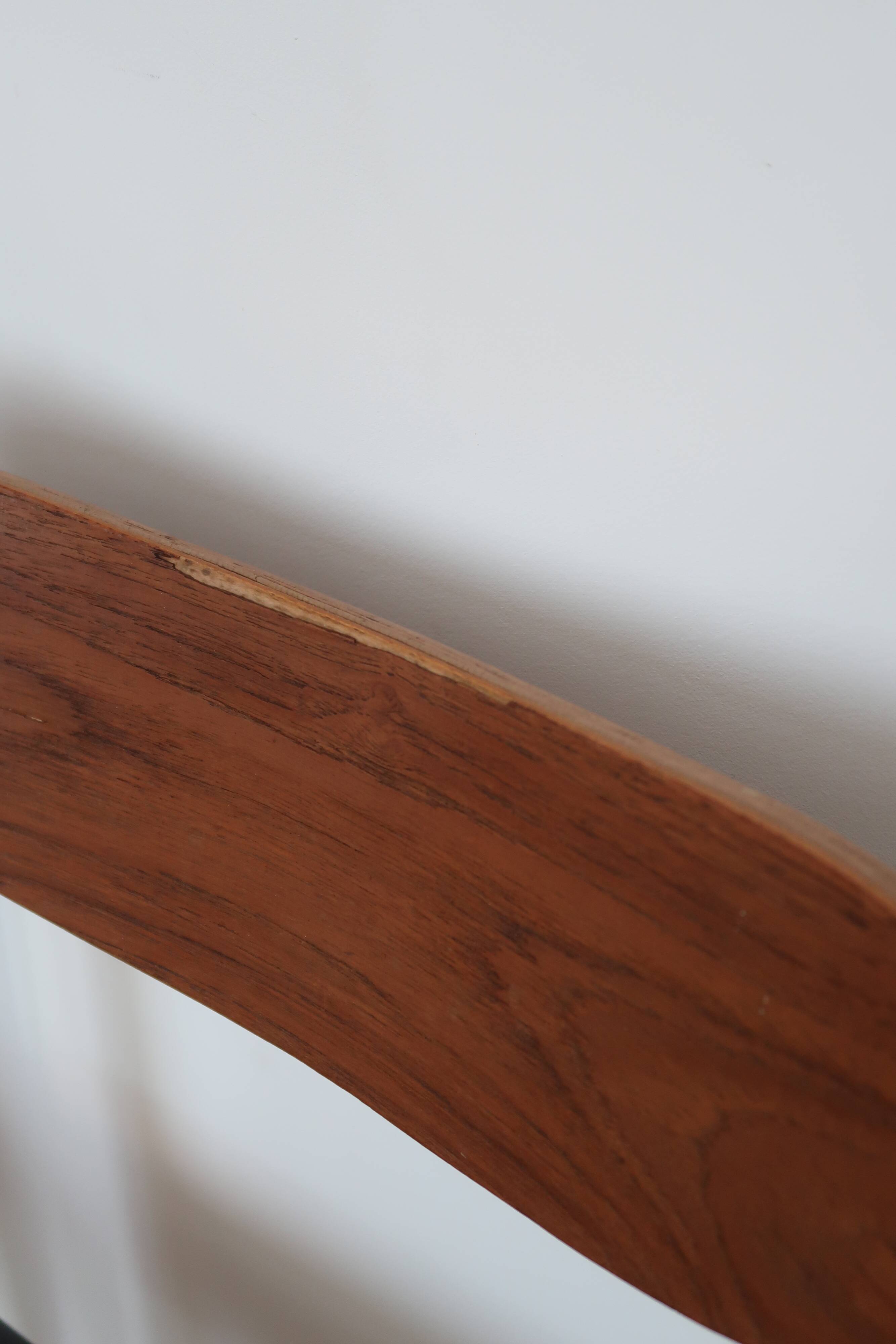 4 Scandinavian chairs skaï black