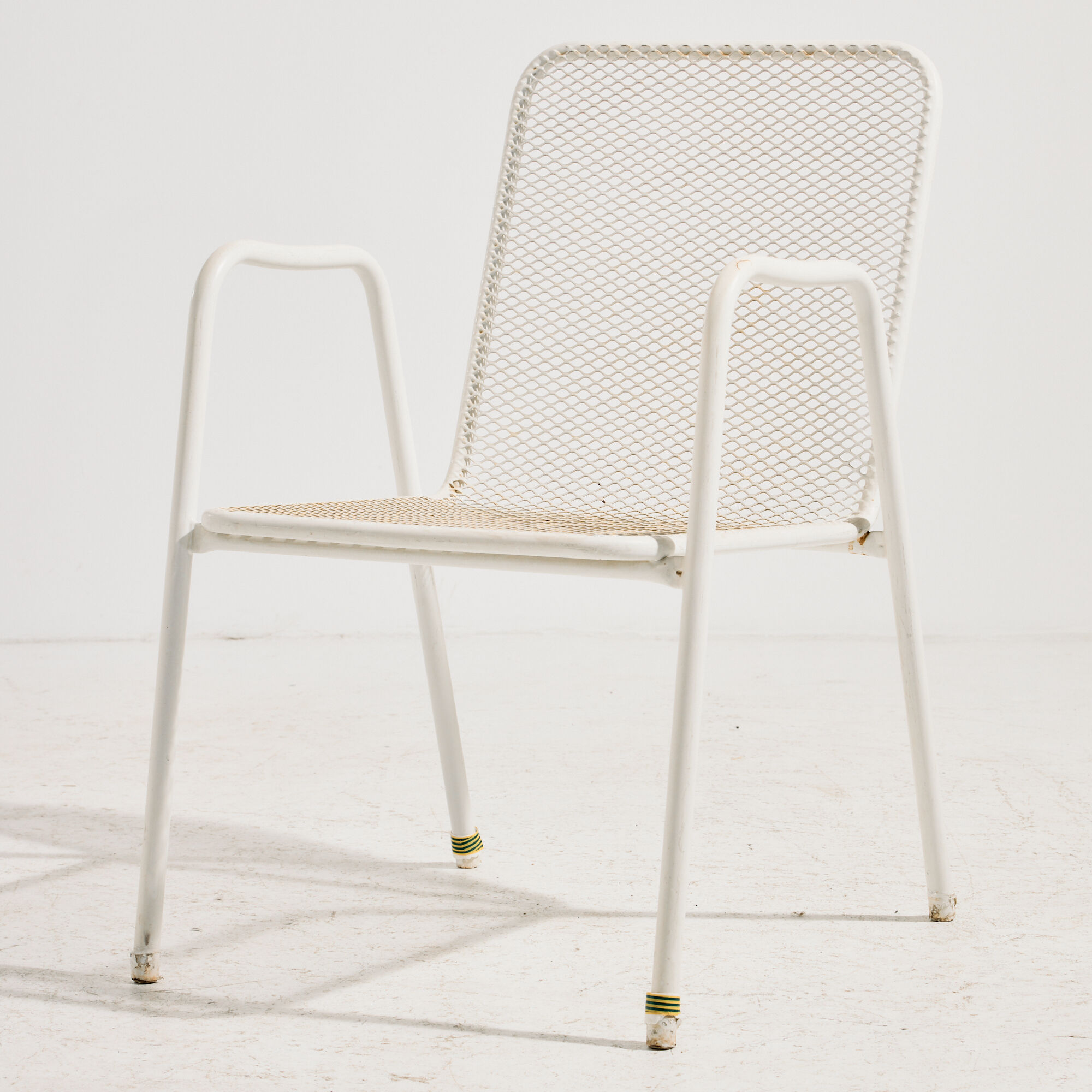 Stackable garden chair