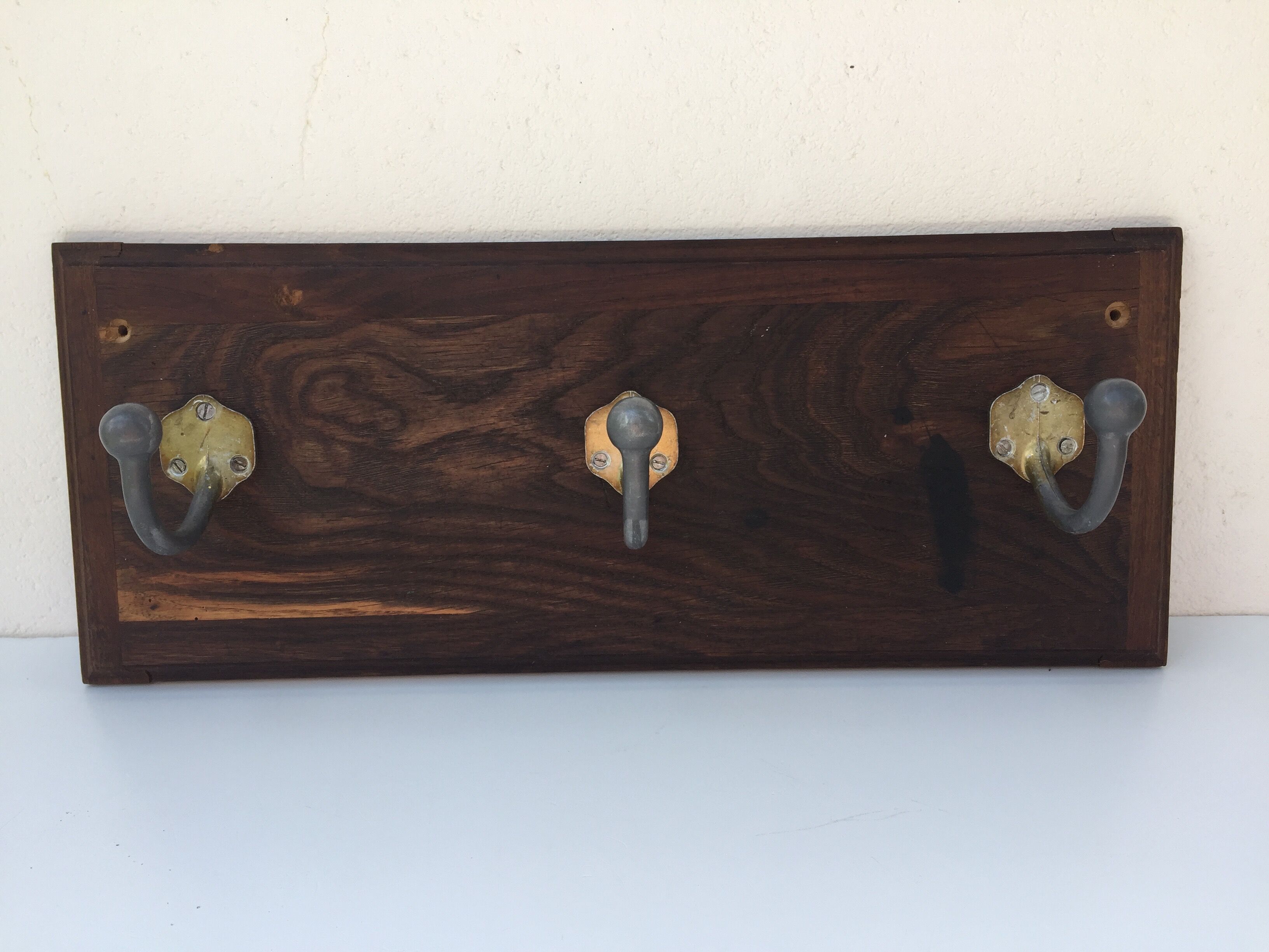 School coat hanger with 3 hooks