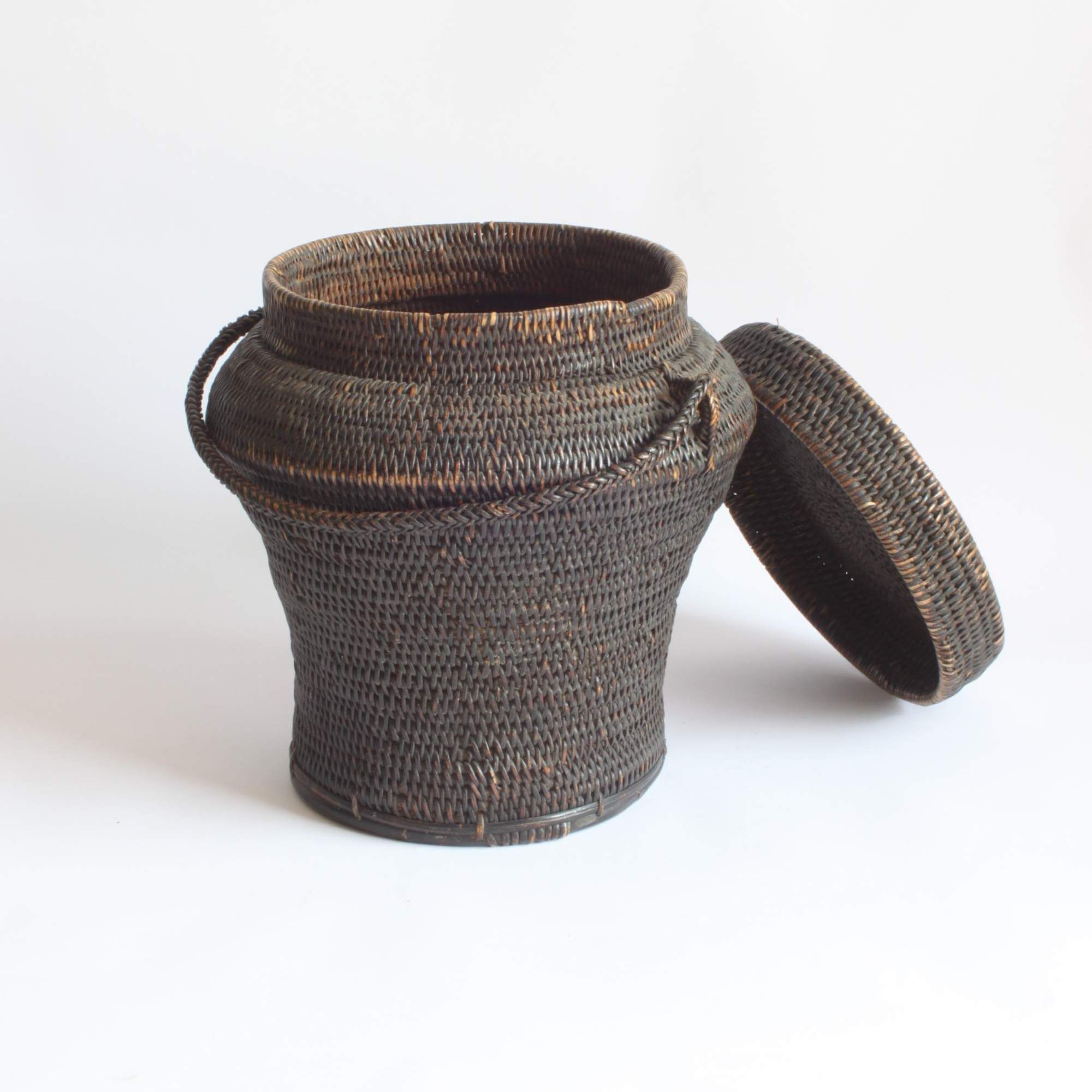 Ulbong rice storage basket, Ifugao Phillipines 1900s