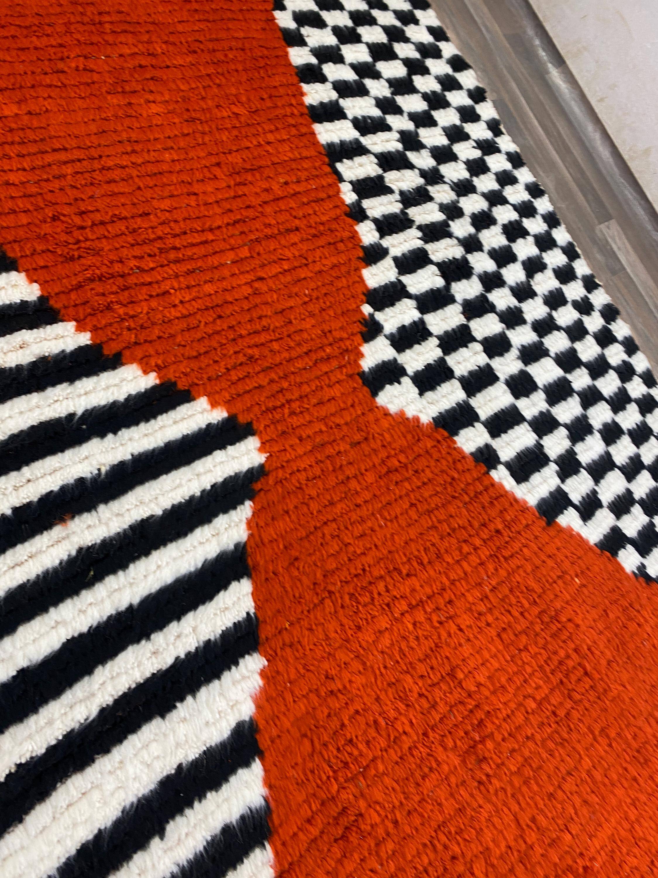 Traditional Berber rug 2.5 x 1.5 m