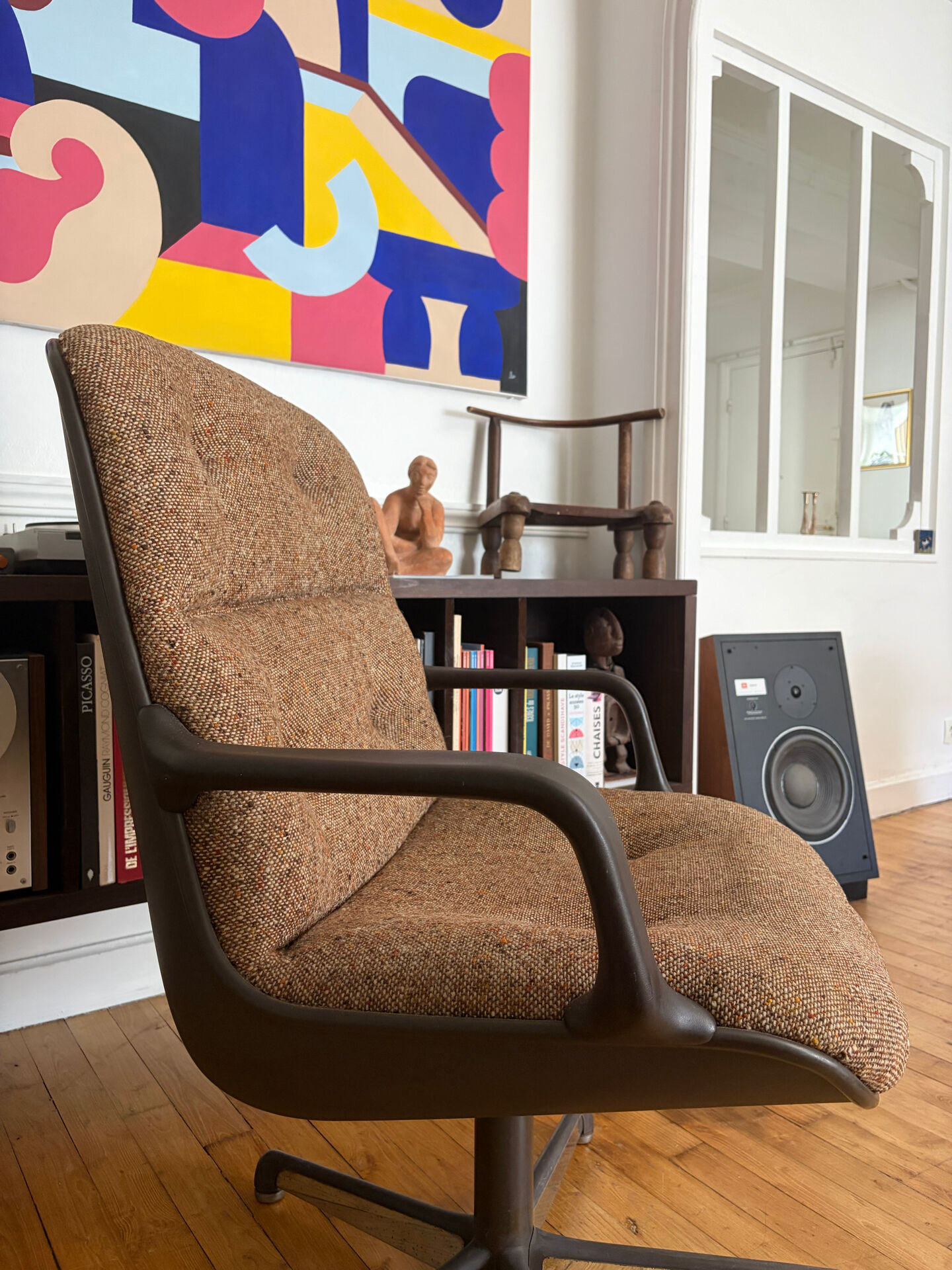 Fauteuil édition Comforto dans le goût de Charles Pollock