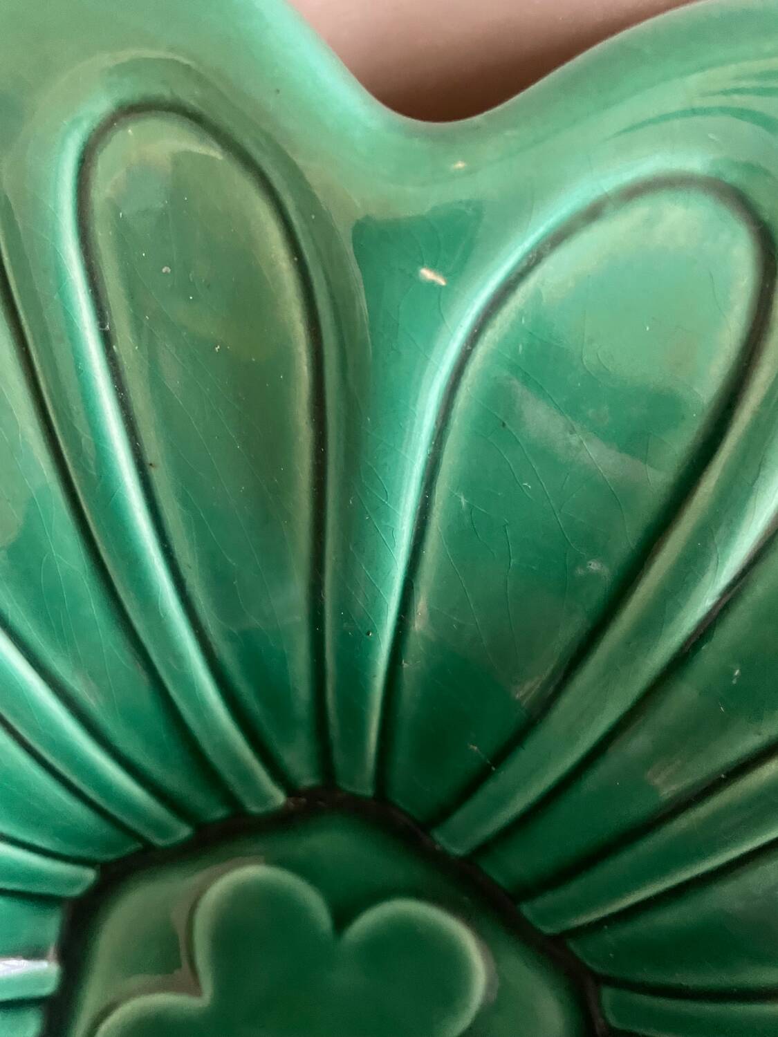 Large bowl signed Cab ceramic Bordeaux