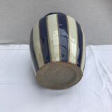 Vase en grès émaillé bleu & blanc signé d