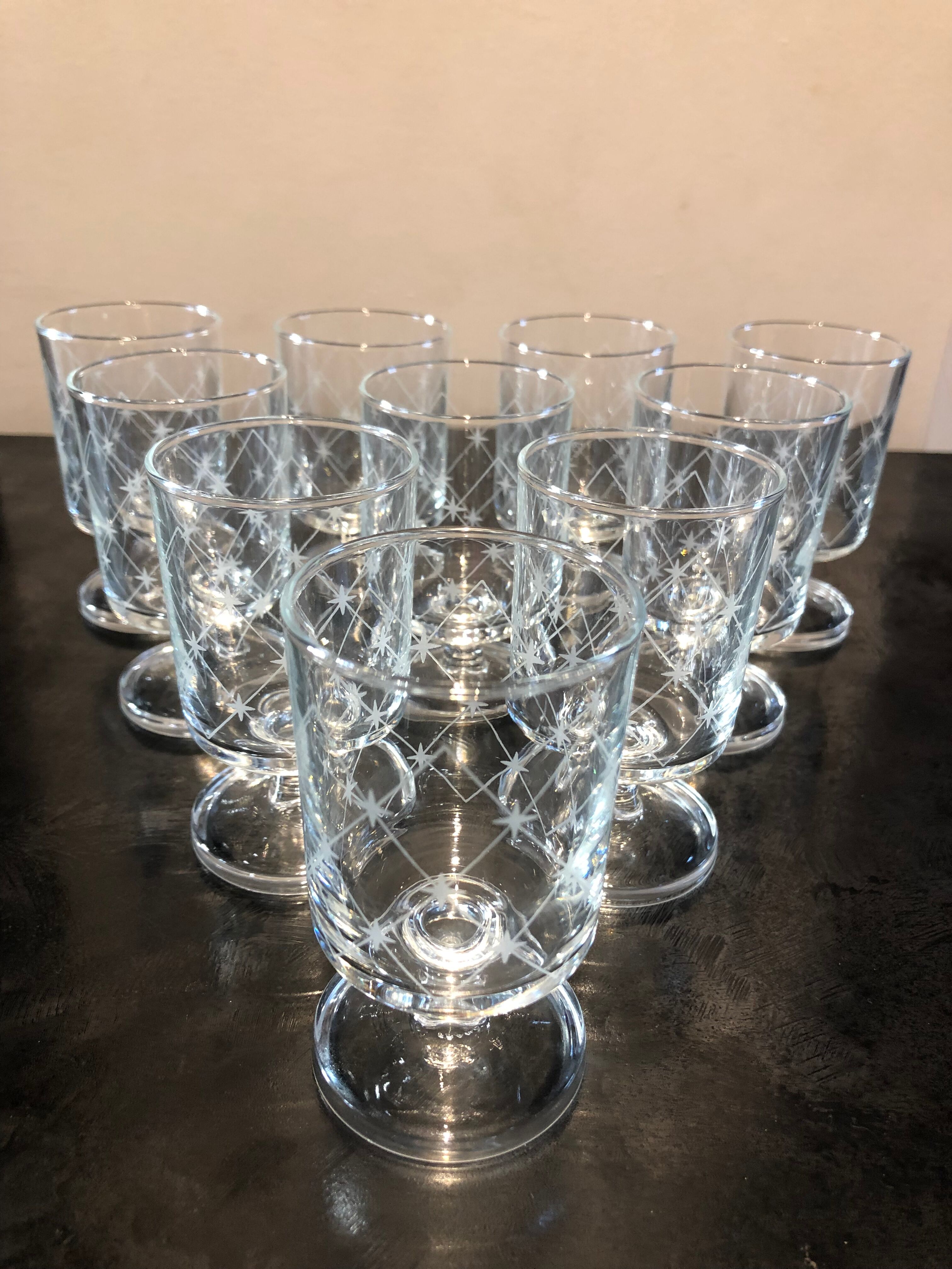 Lot 10 glasses decorated Luminarc model Sweden or Cavalier