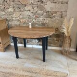 Round table with shutters