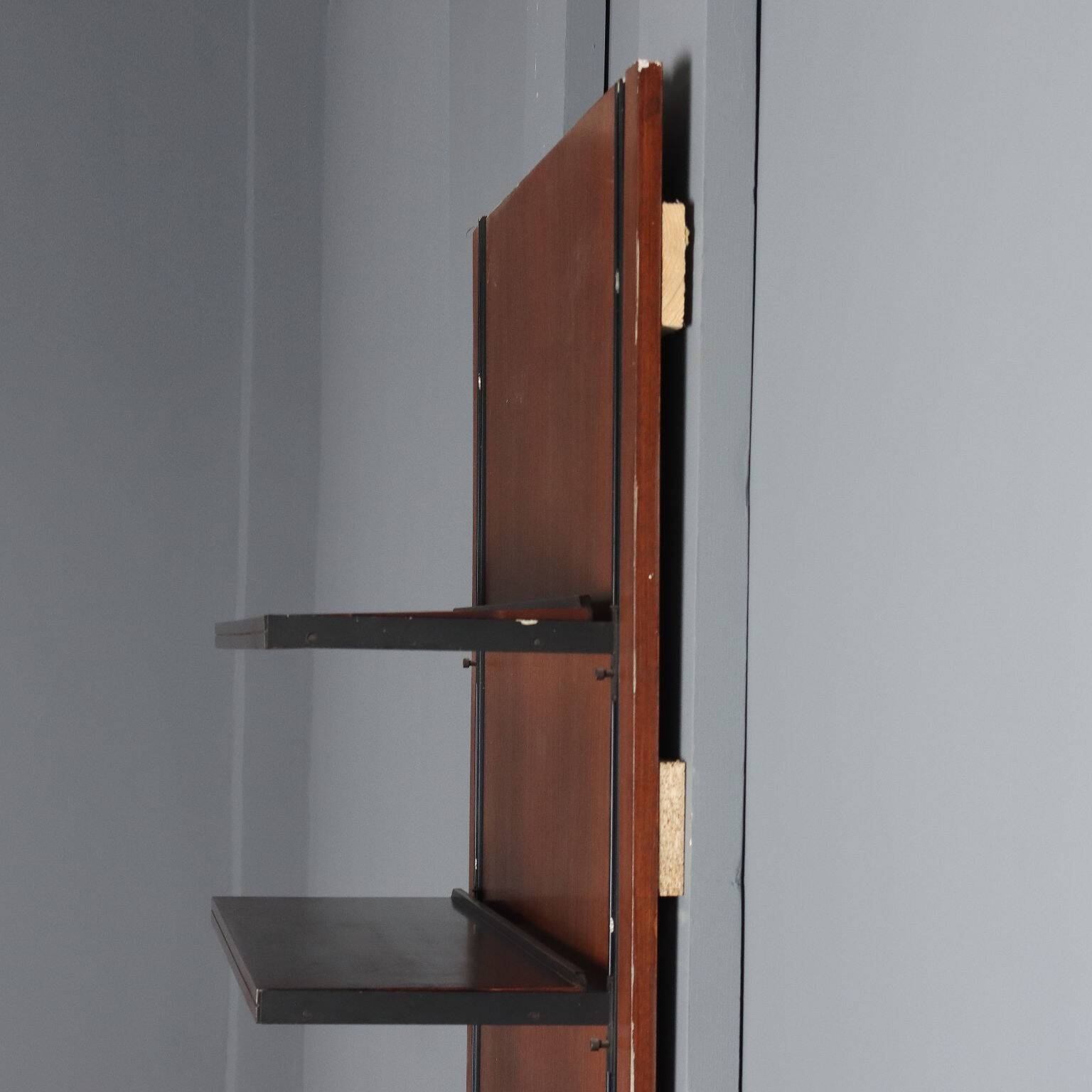 Bookcase 'E22' by Osvaldo Borsani for Tecno - 1960s