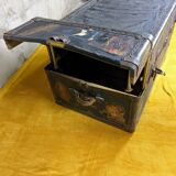 Antique travel trunk mendel trunk
