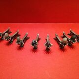 Set of 8 metal knife doors decorated with a stone