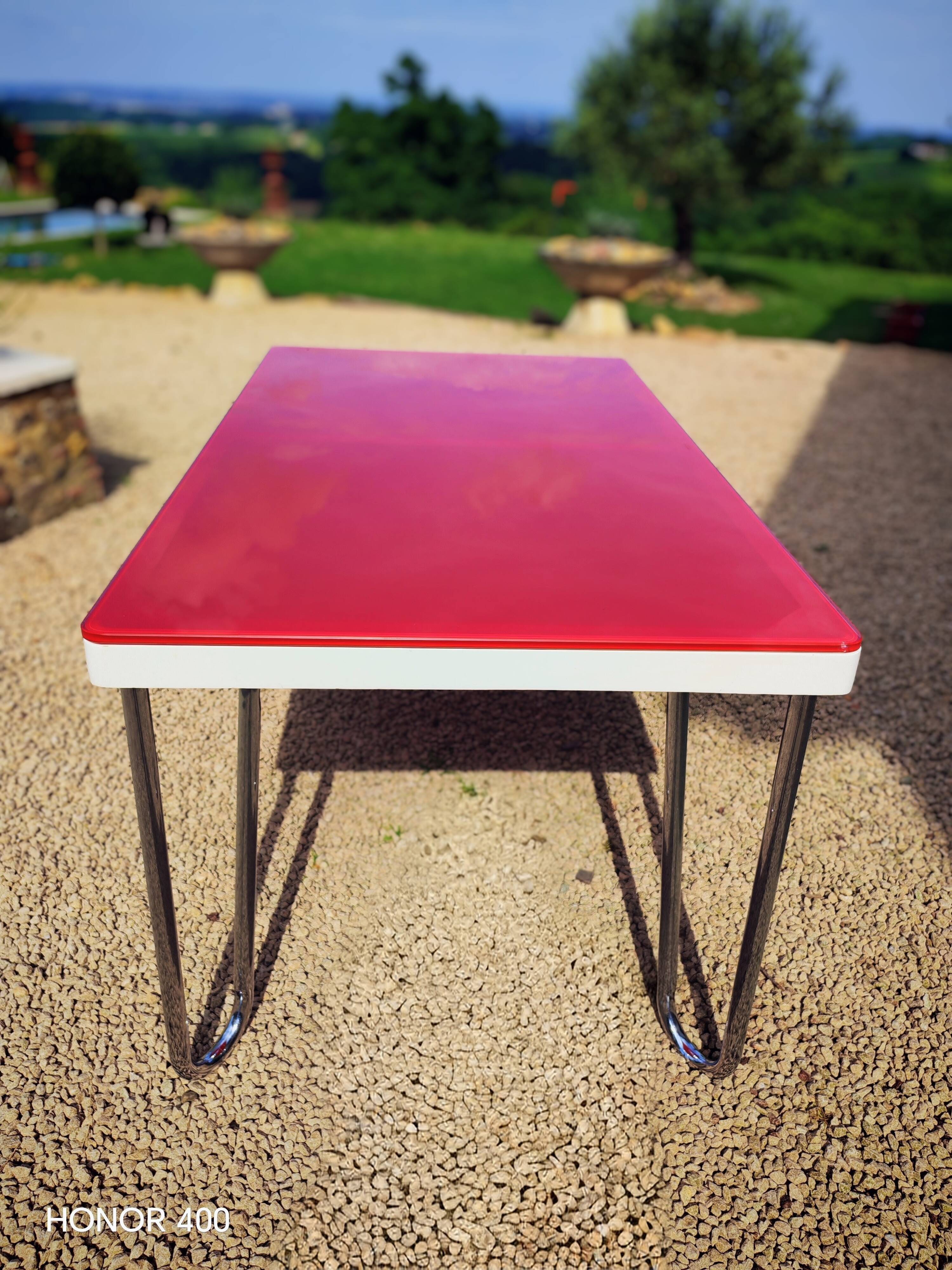 Table "floating" Space age 1970 Red Glass and Dove Tail - 140x80cm